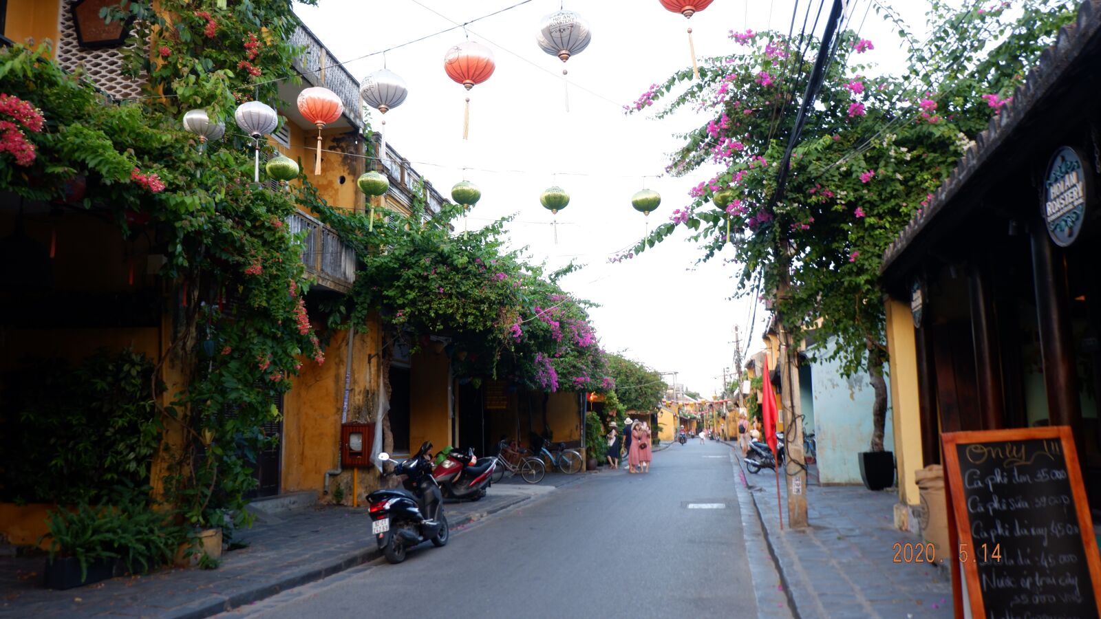 Fujifilm X-A3 + Fujifilm XC 16-50mm F3.5-5.6 OIS II sample photo. Hoian, conner, building photography