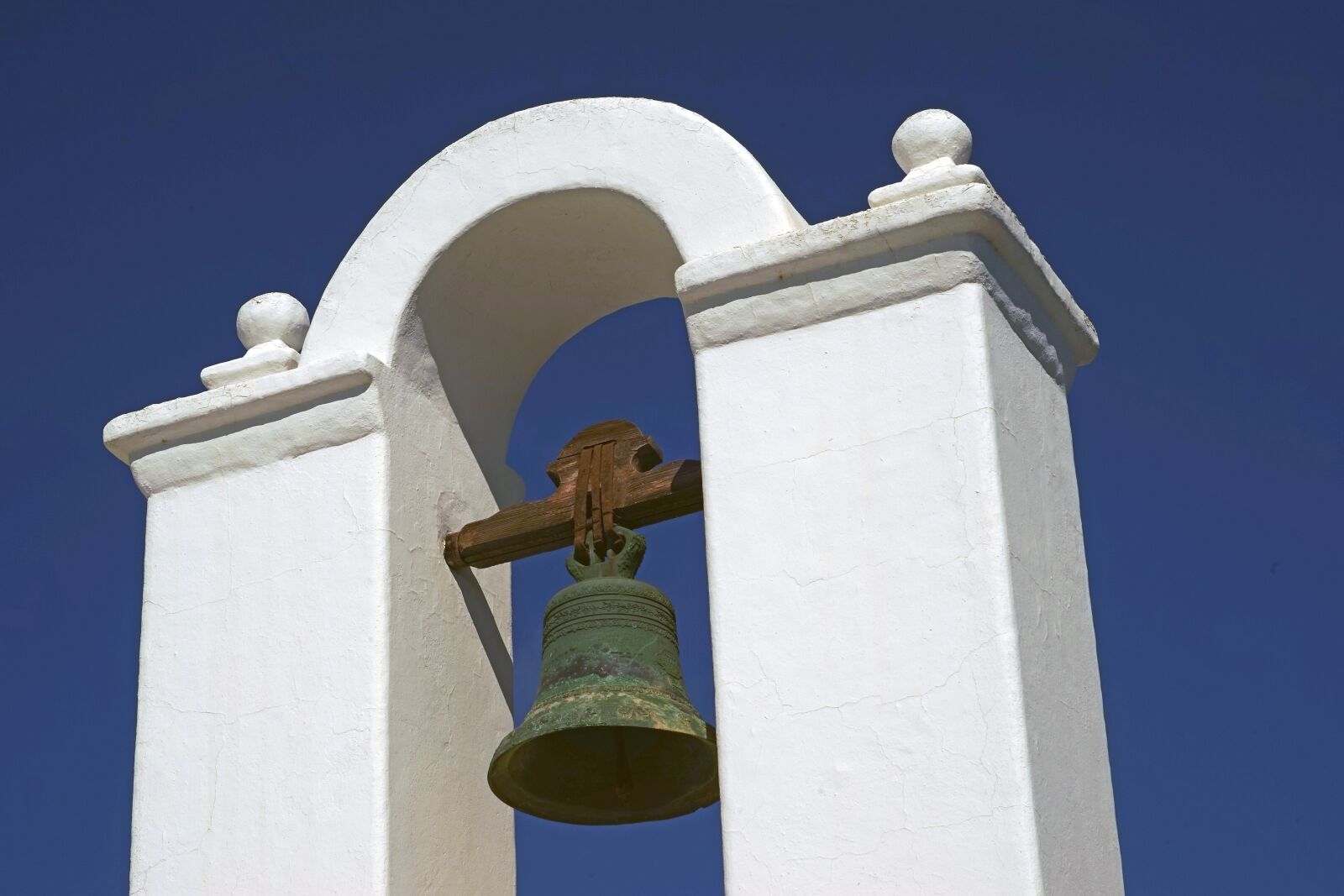Sony a7 + Sony FE 24-240mm F3.5-6.3 OSS sample photo. Bell, tower, historically photography