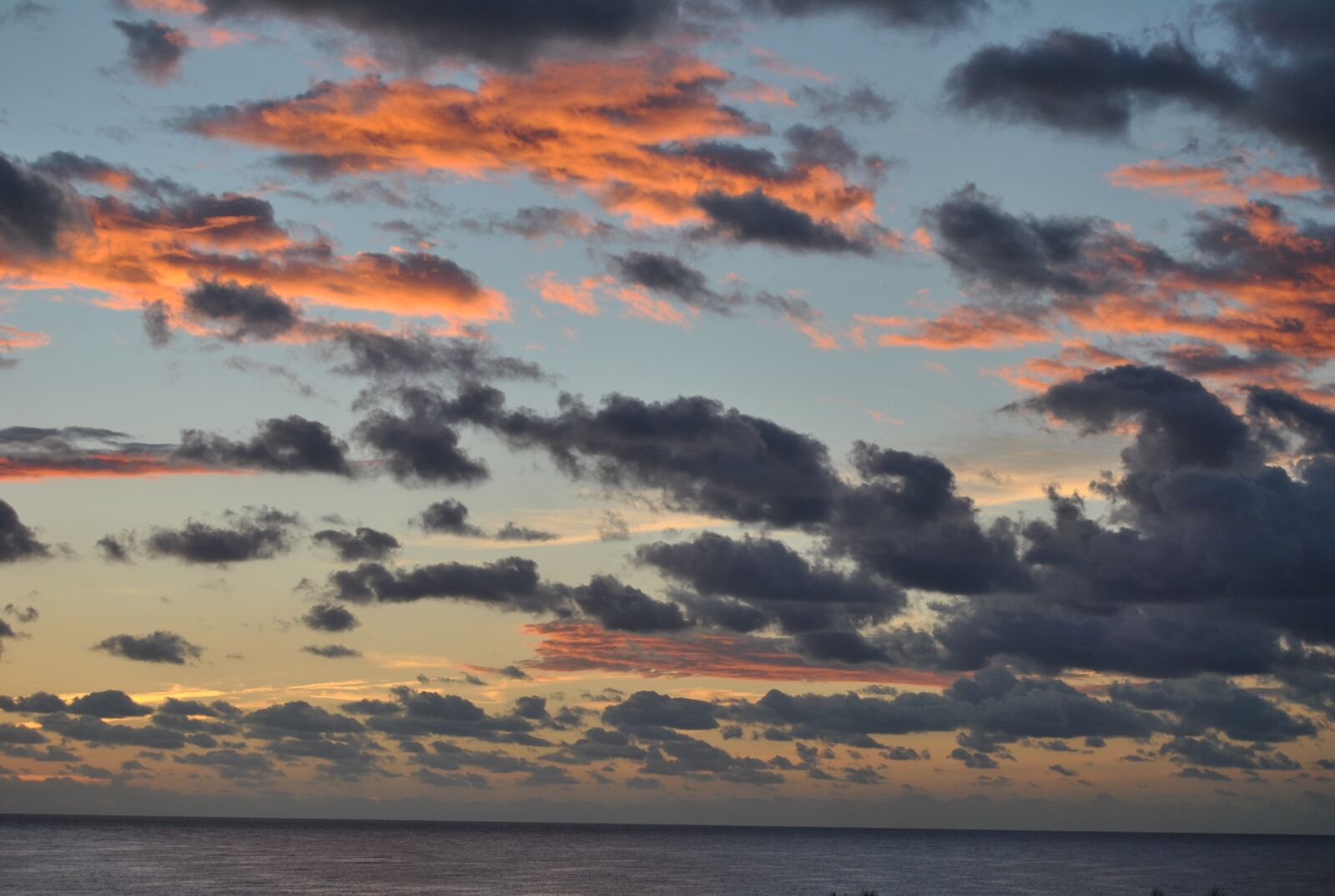 Nikon D3000 sample photo. Afterglow, clouds, mood photography
