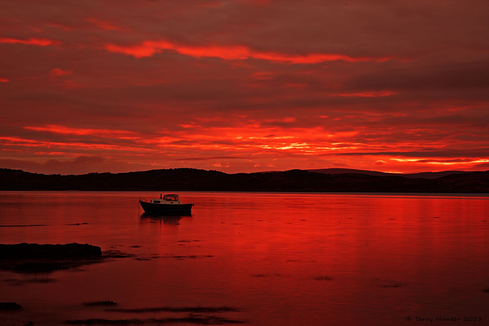 Canon EOS 5D Mark III sample photo. Red, sea, ocean photography