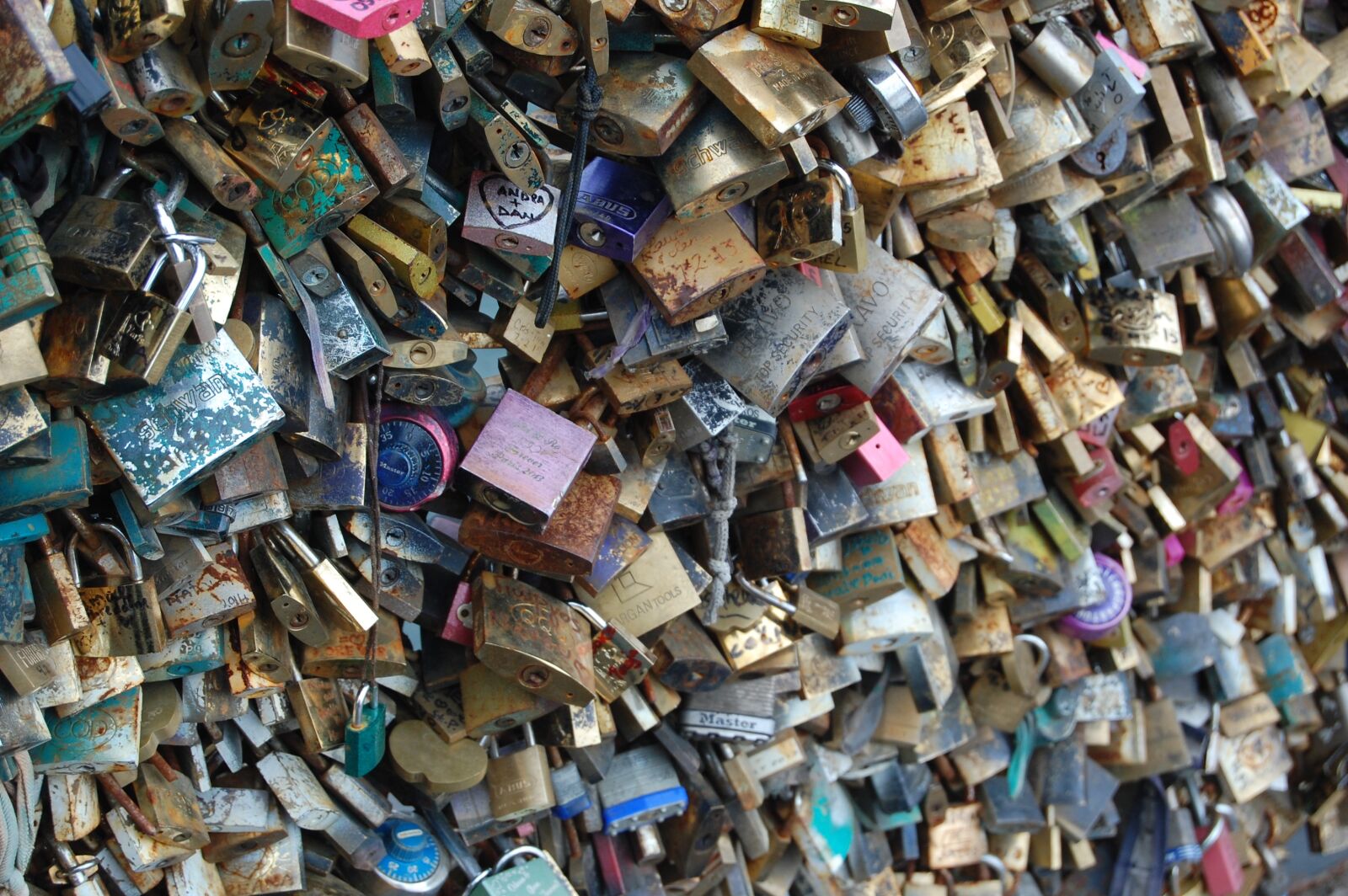 Nikon D40 sample photo. Locks, bridge, paris photography
