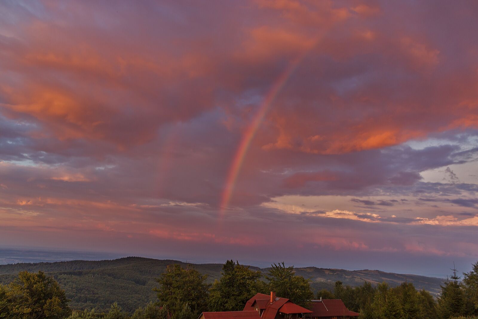 Canon EOS 600D (Rebel EOS T3i / EOS Kiss X5) sample photo. Sky, clouds, rainbow photography
