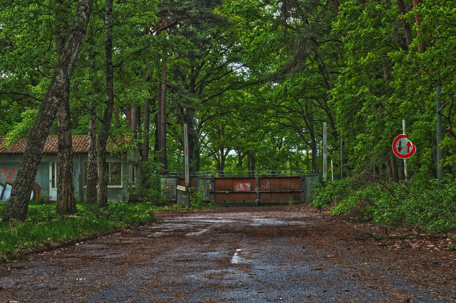 Olympus OM-D E-M10 sample photo. Lost places, old, abandoned photography