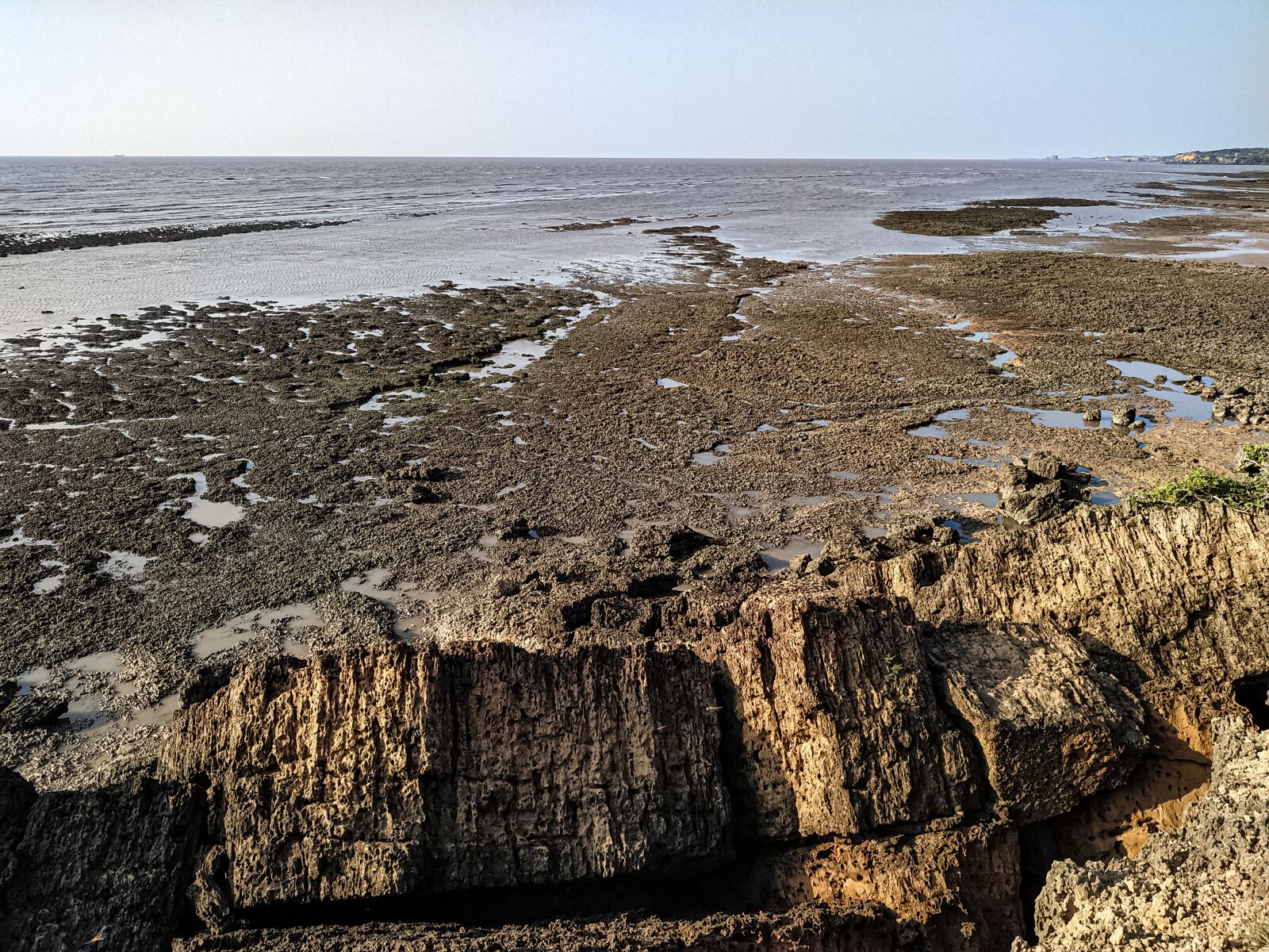 Xiaomi Redmi Note 6 Pro sample photo. Sea, rock, water photography