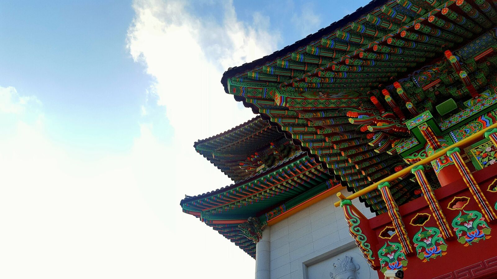 Samsung Galaxy S6 sample photo. Mono, temple, religion photography