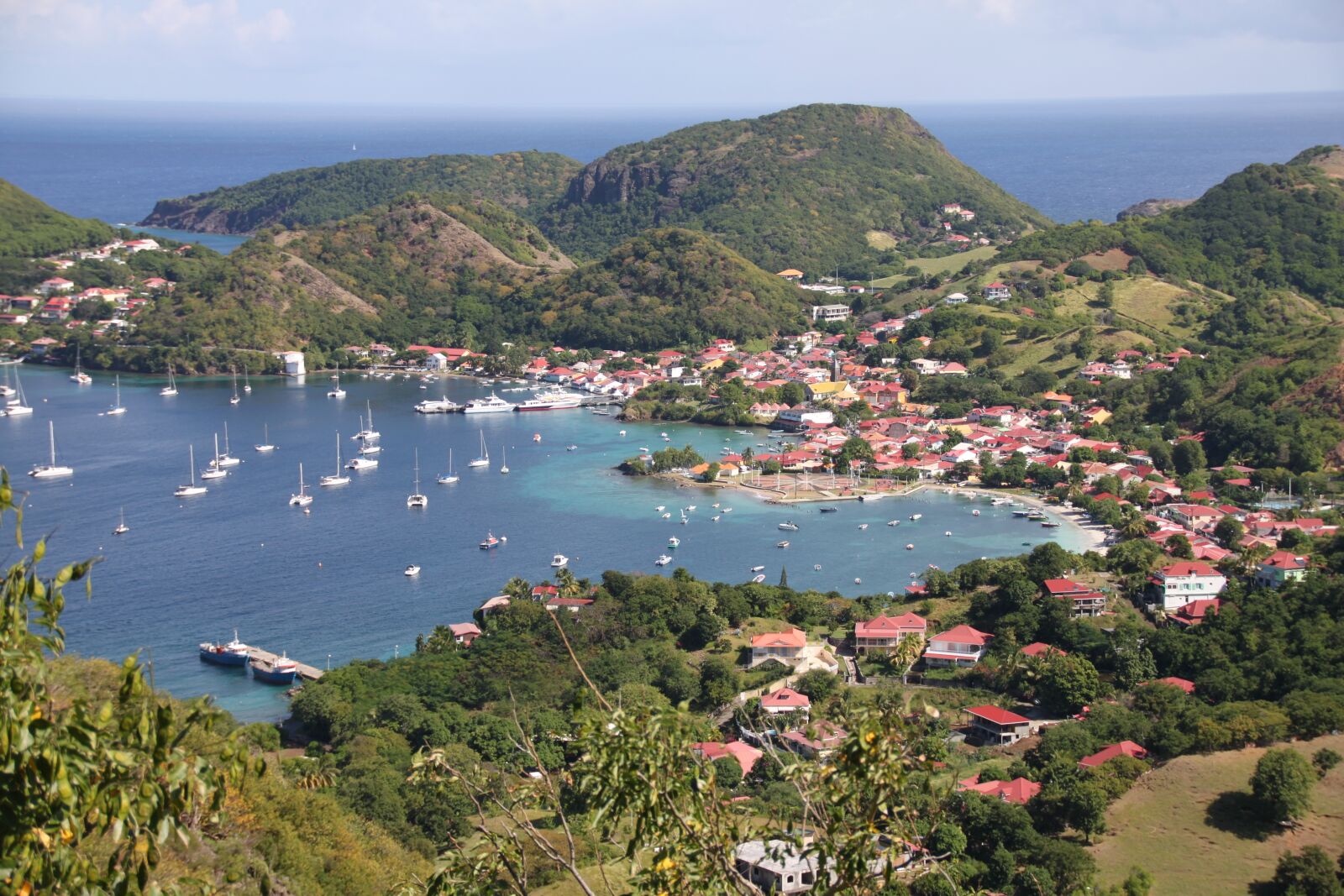 Canon EOS 500D (EOS Rebel T1i / EOS Kiss X3) sample photo. Guadeloupe, the holy, blue photography