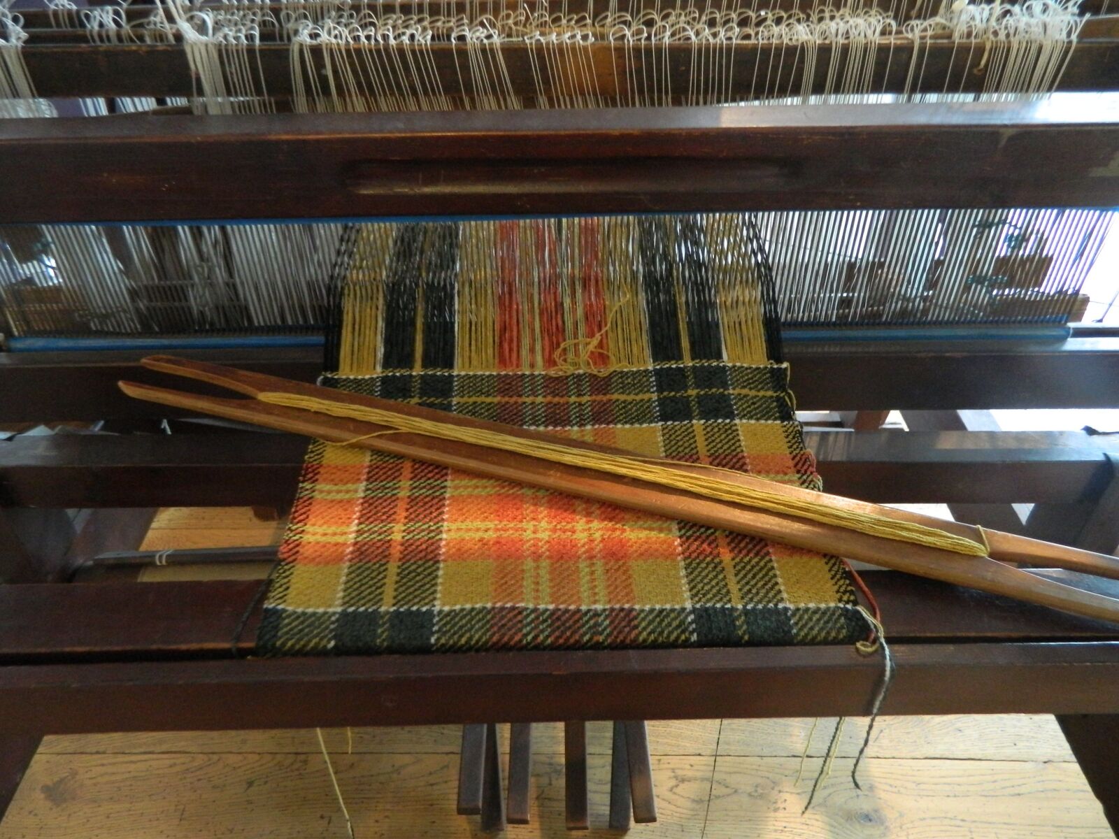 Nikon Coolpix L120 sample photo. Loom, weaving, craft photography