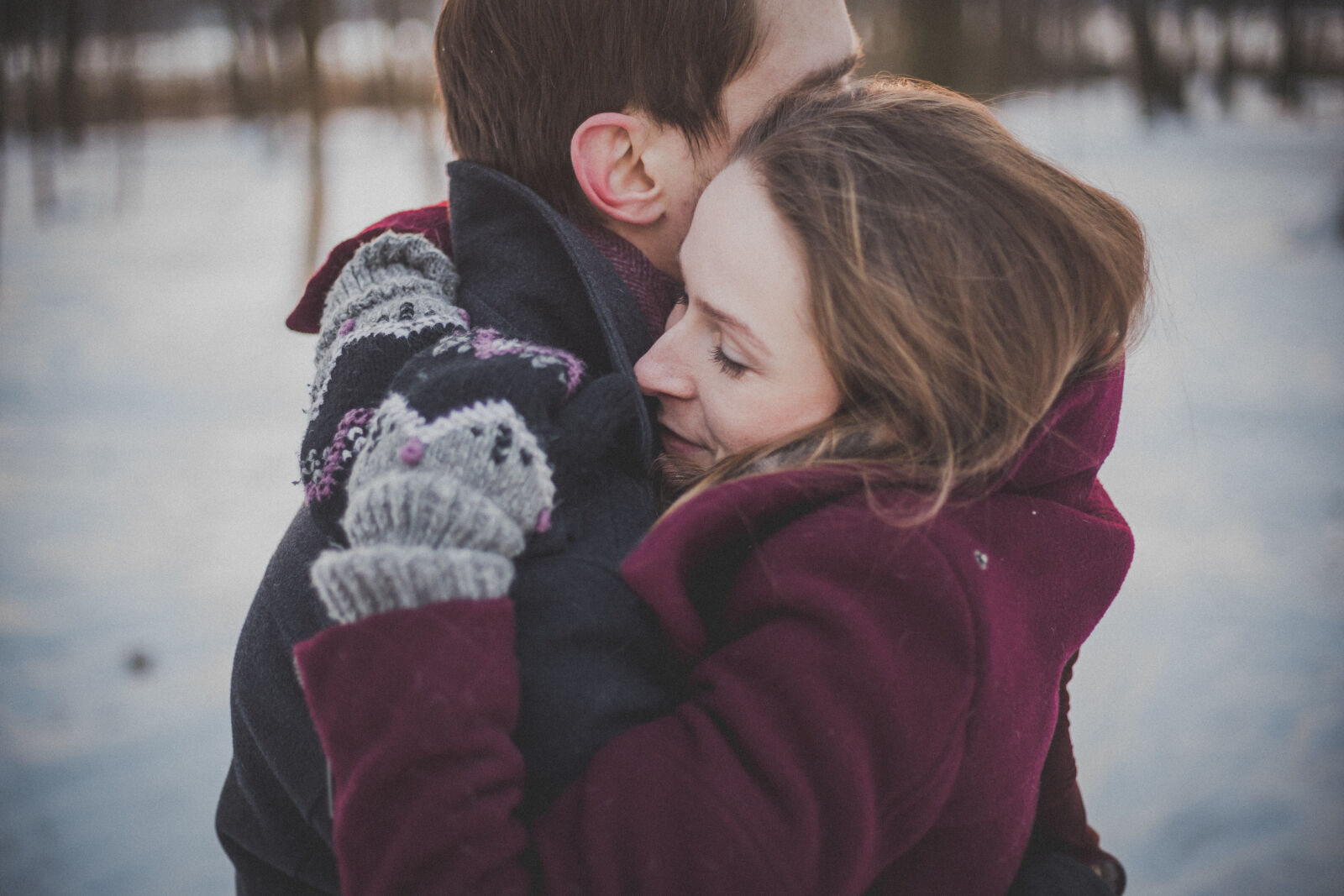 Canon EOS 6D + Canon EF 50mm F1.8 II sample photo. Couple, love, together, hug photography