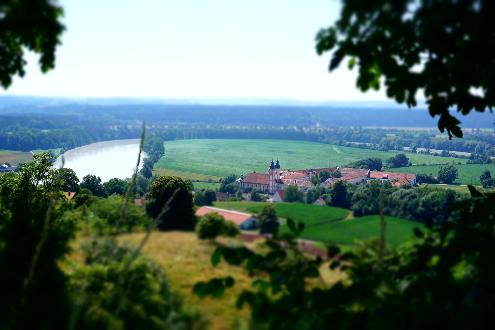 Sony E 16-50mm F3.5-5.6 PZ OSS sample photo. Bavaria, bayern, kloster photography
