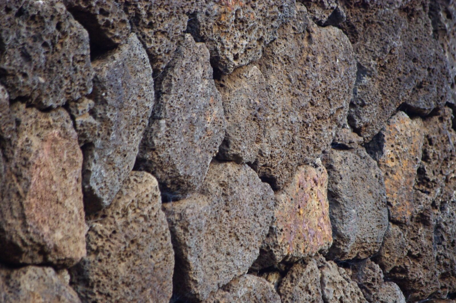 Pentax K-m (K2000) sample photo. Hawaii, rocks, rock wall photography