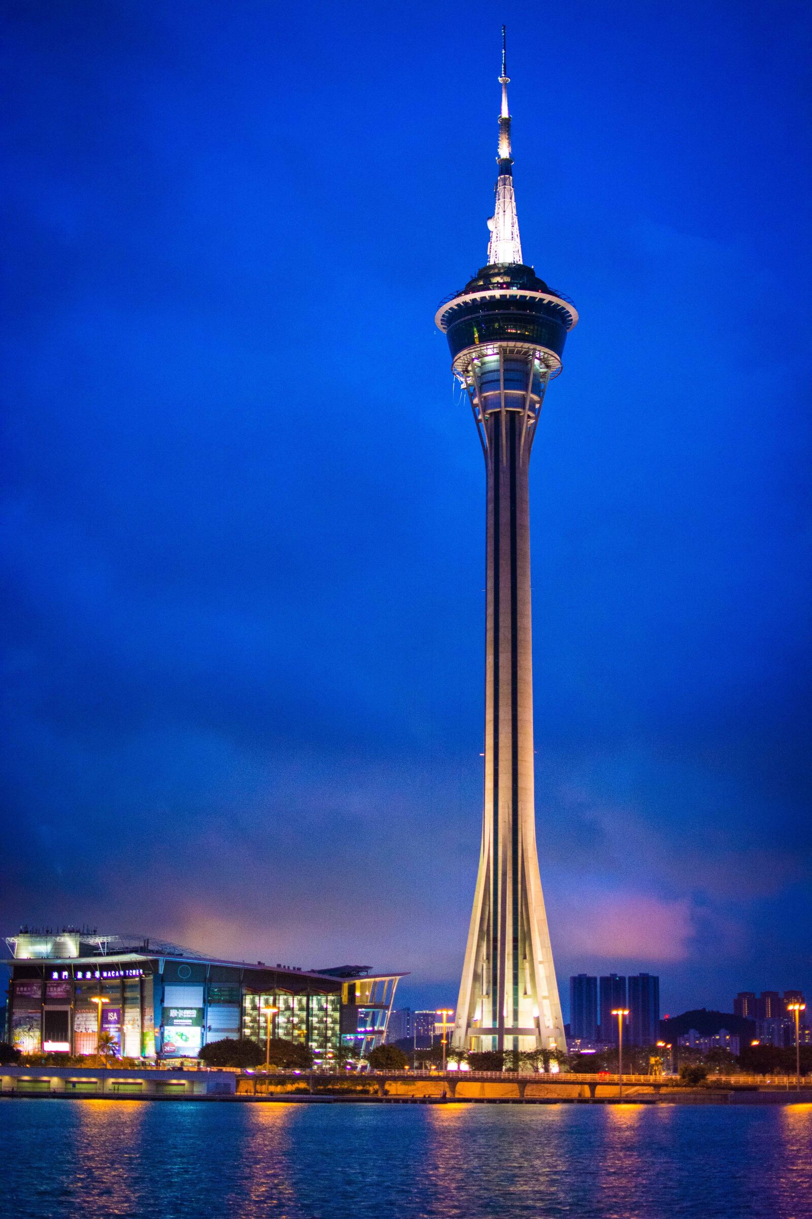 Nikon D5200 sample photo. Macau tower, macau, south photography