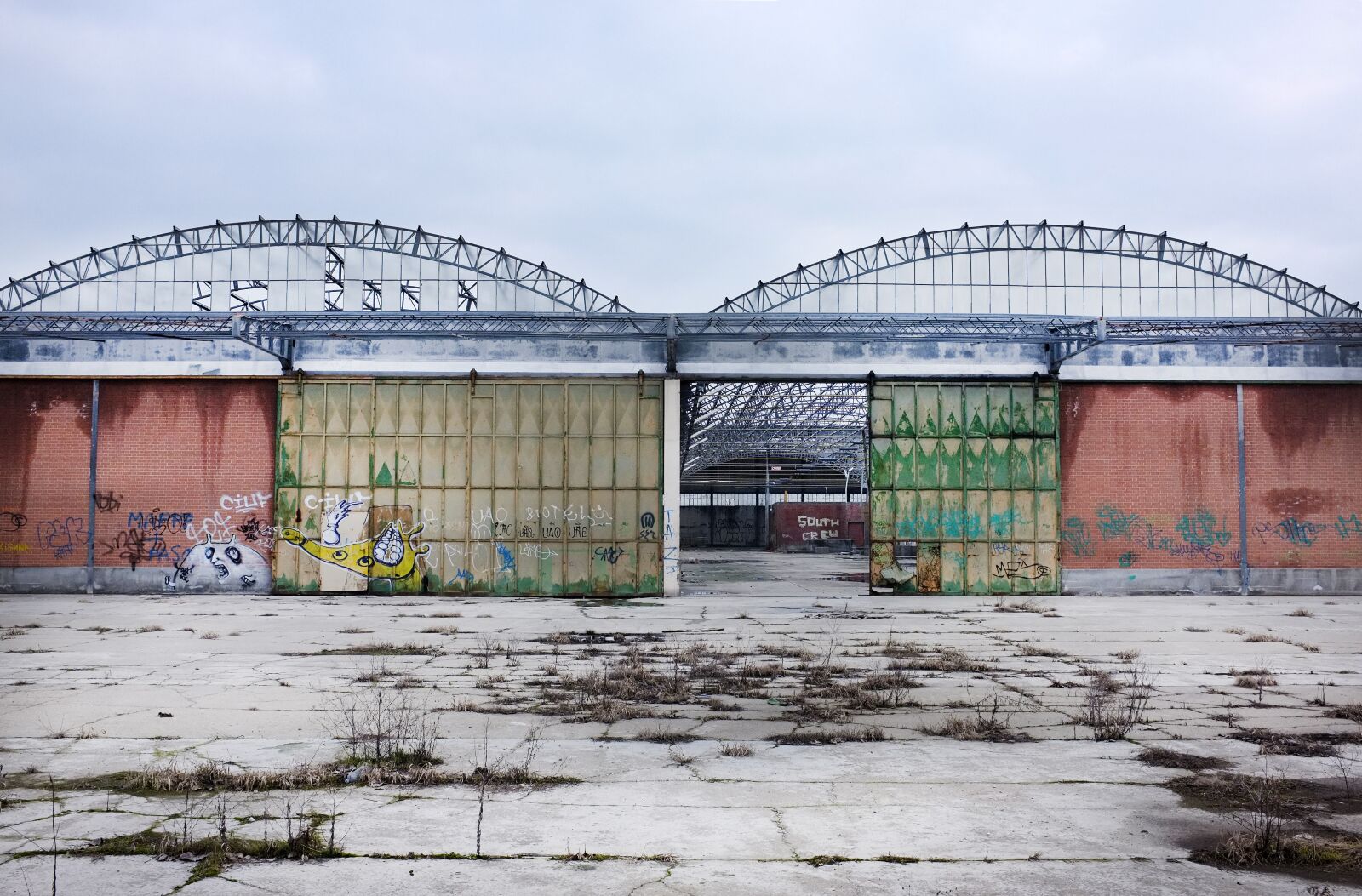 Fujifilm FinePix X100 sample photo. Factory, industrial architecture, shed photography