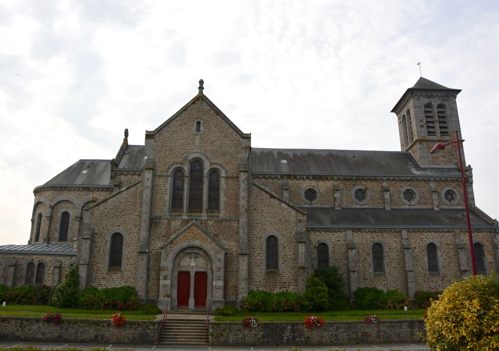 Nikon D5200 sample photo. Church of la boussac photography
