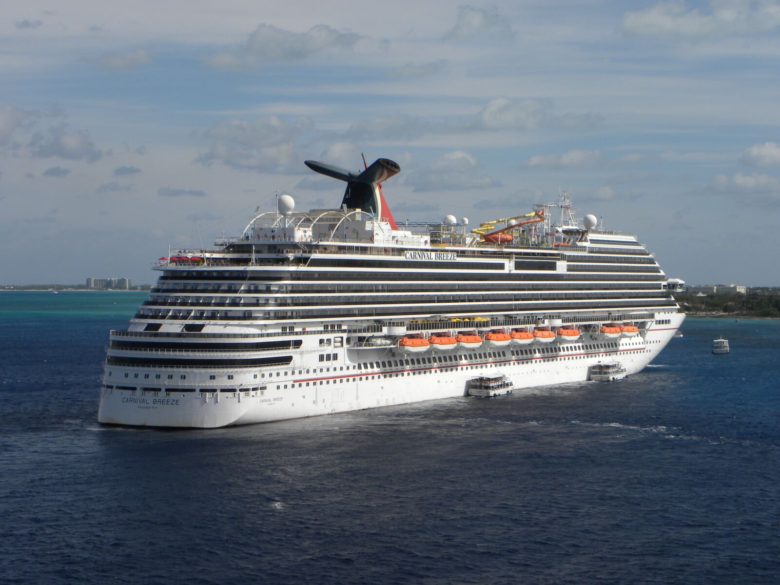 Nikon Coolpix P90 sample photo. Ship, mar, cruise photography