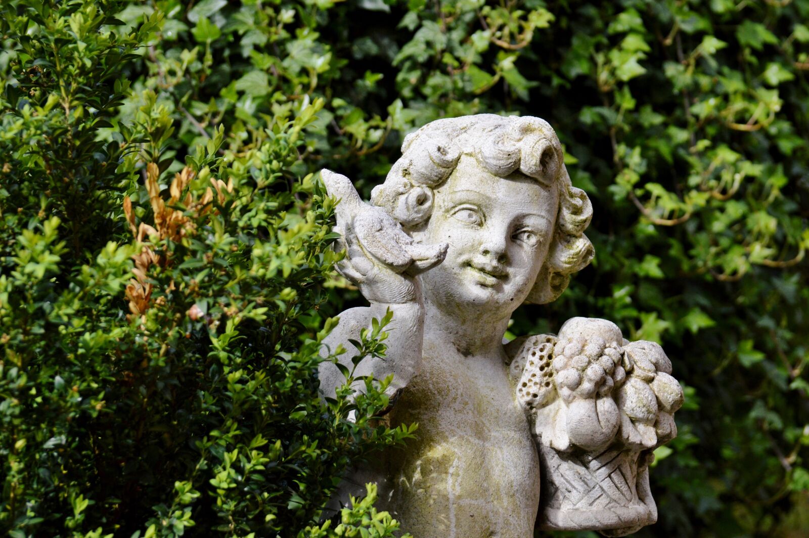 Nikon D3200 sample photo. Statue, figure, sculpture photography