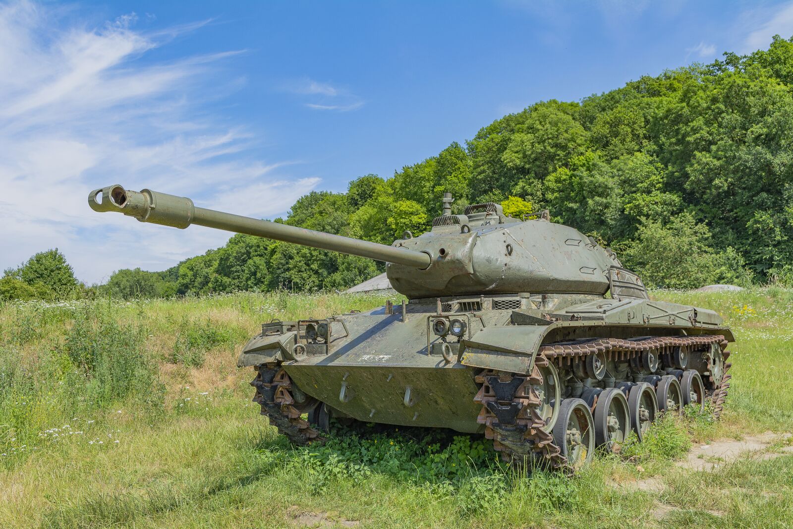 Nikon D5200 sample photo. Tank, barrel, rust photography