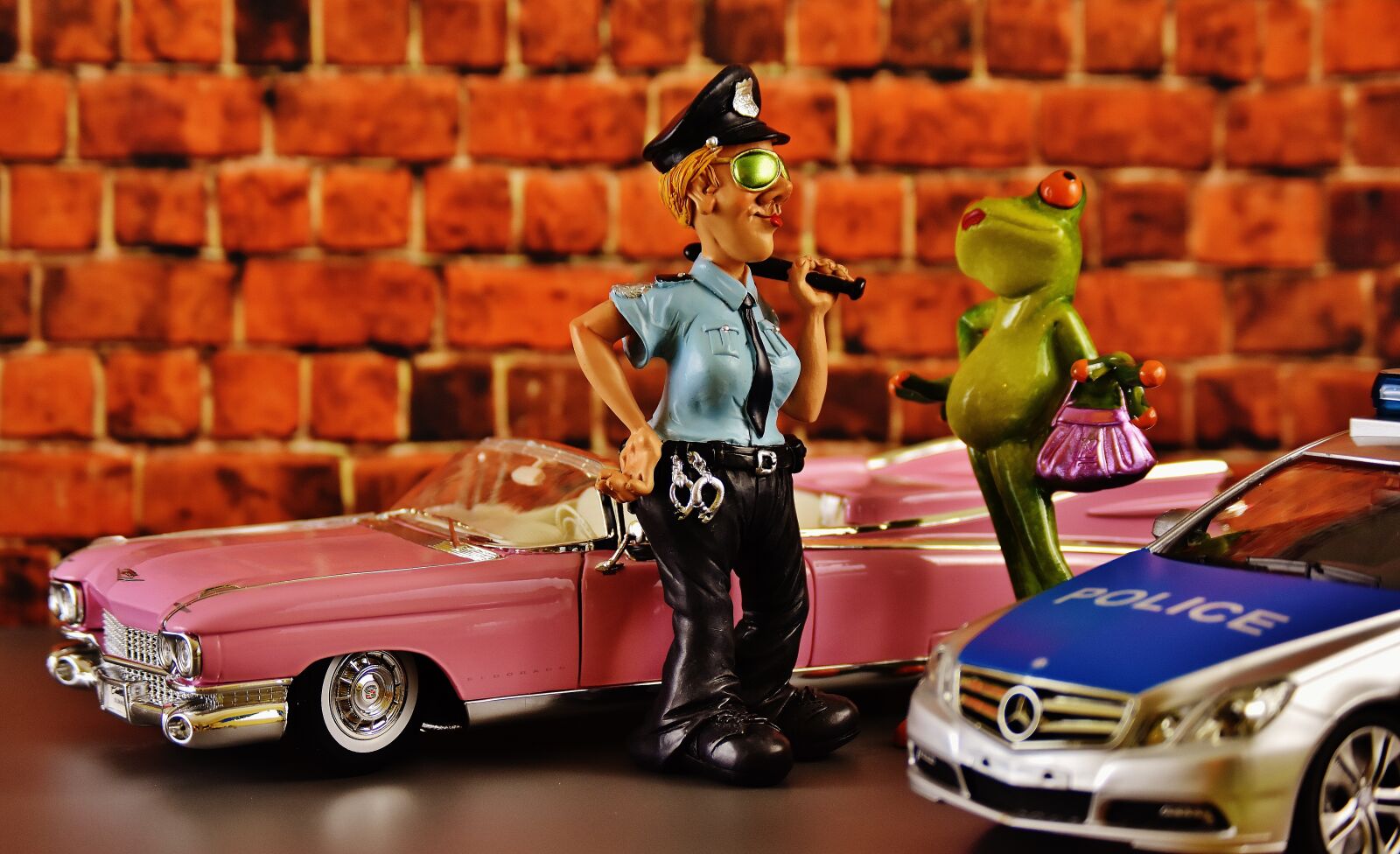 Nikon D7200 sample photo. Cadillac, el dorado, frog photography