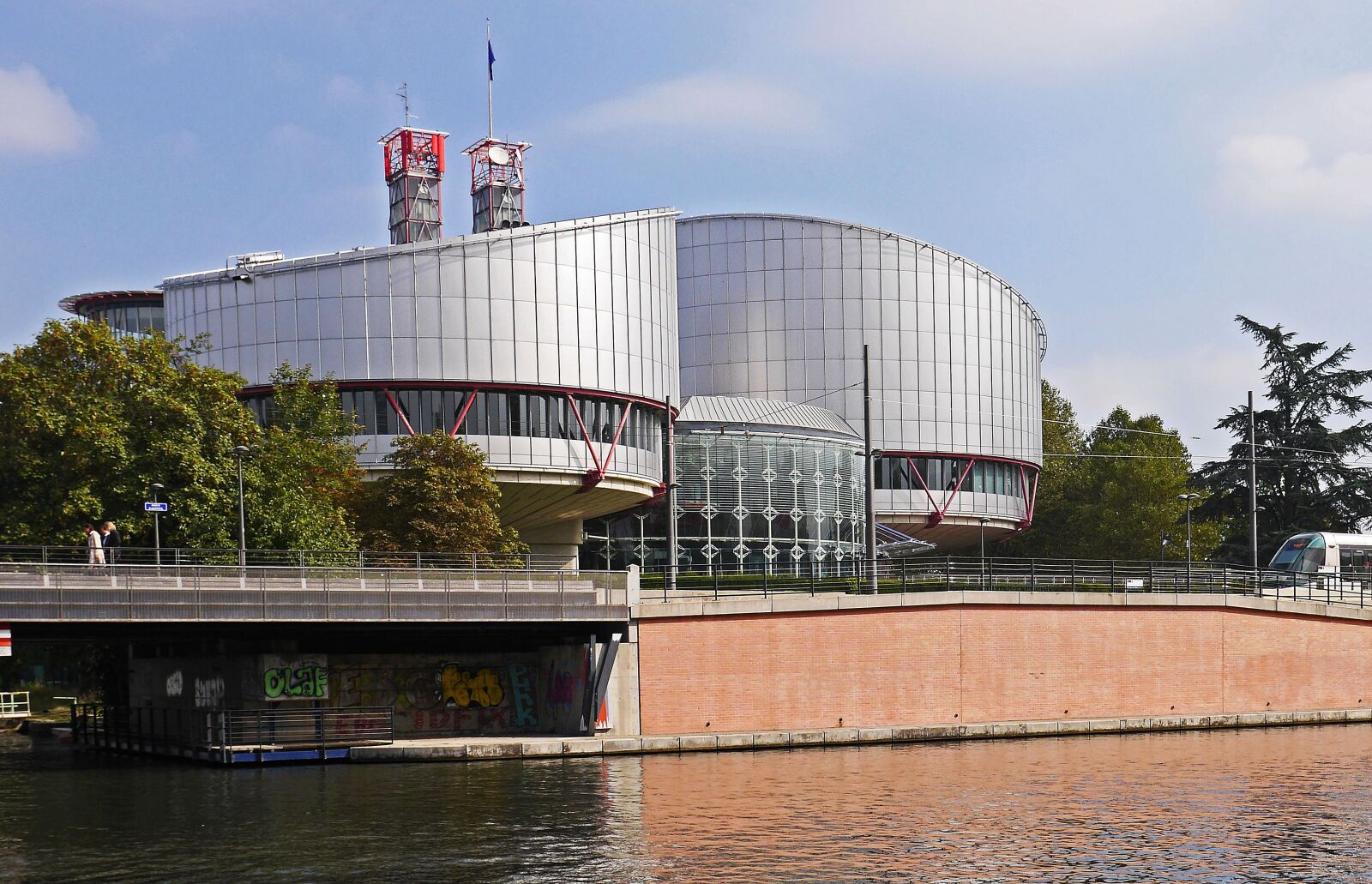 Panasonic Lumix DMC-GH3 sample photo. European court of justice photography