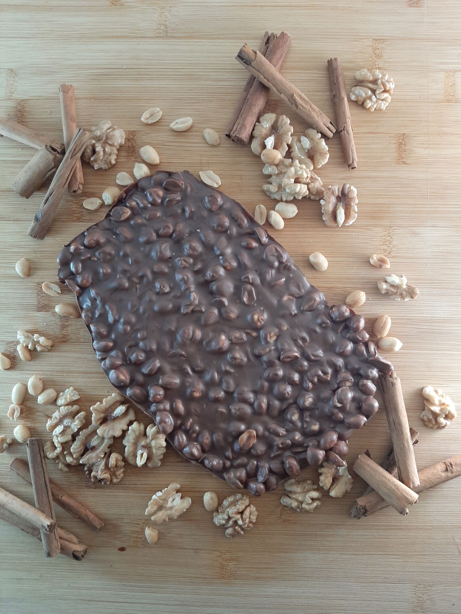 Samsung Galaxy A50 sample photo. Chocolate, chocolatier, dessert photography