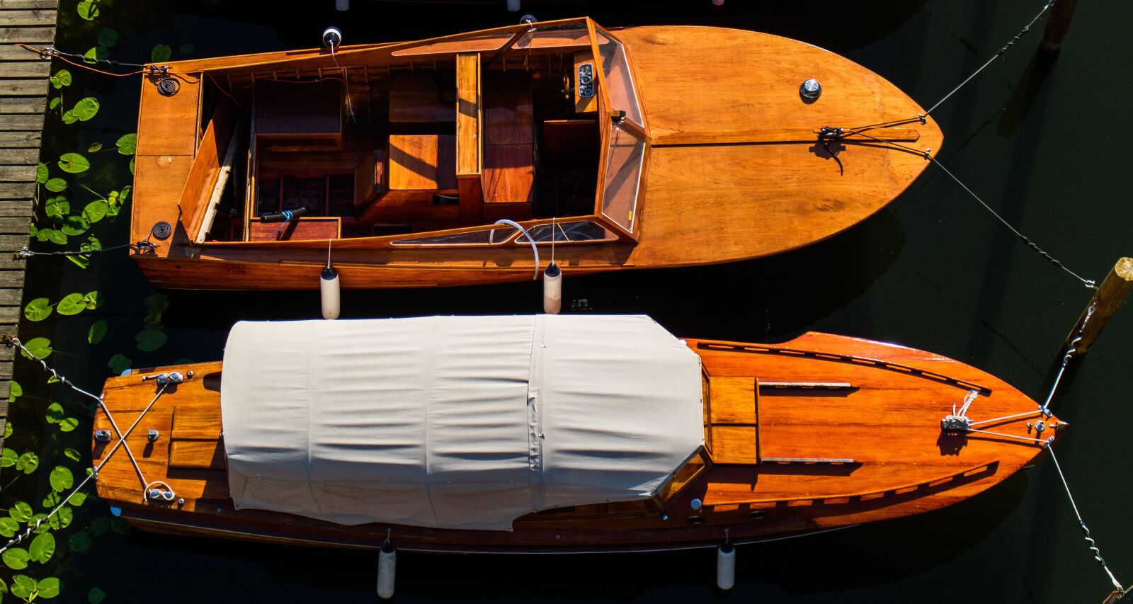Canon EOS M3 sample photo. Boats, wooden, old photography