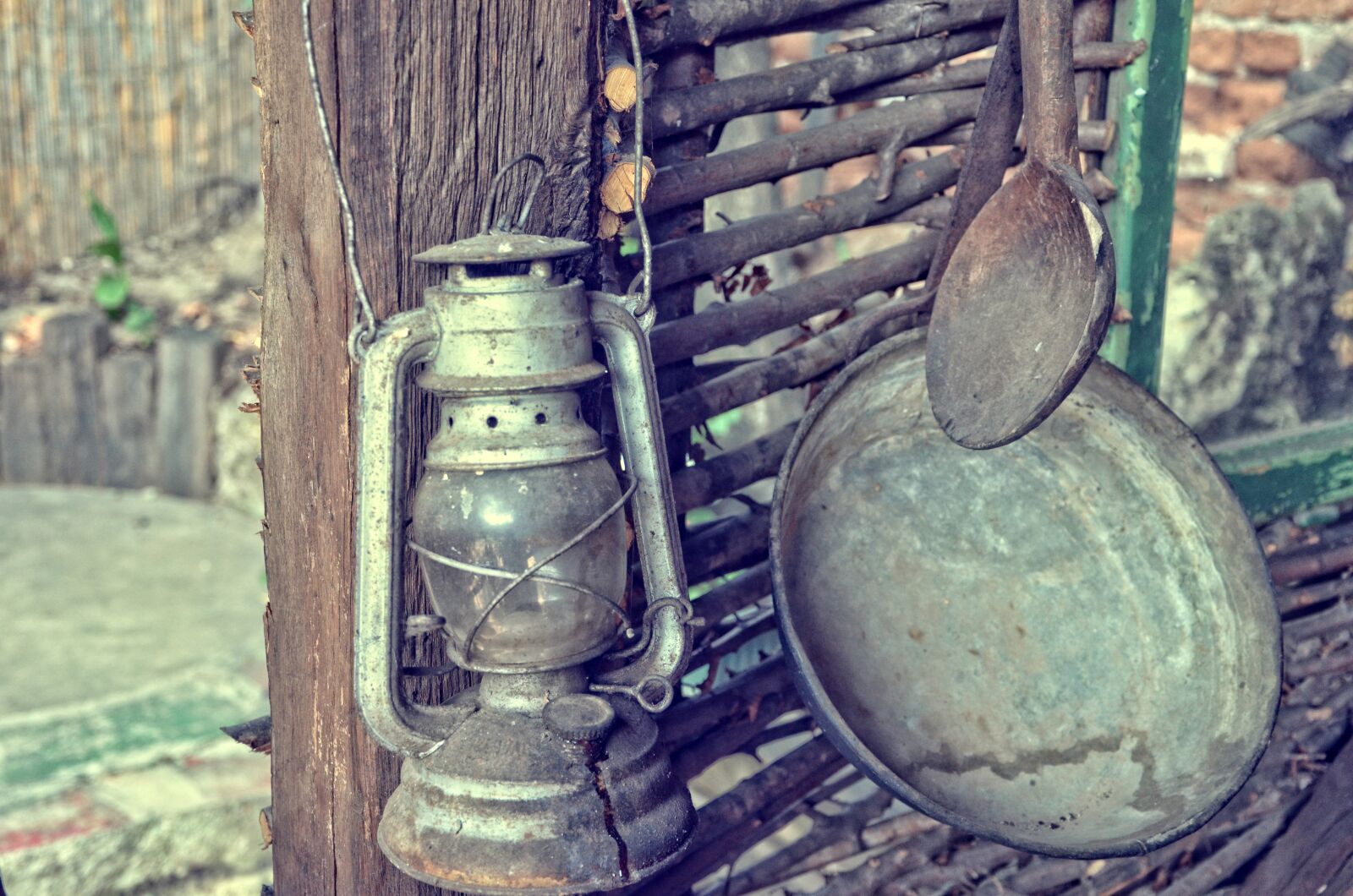 Nikon D5100 sample photo. Lantern, vintage, light photography
