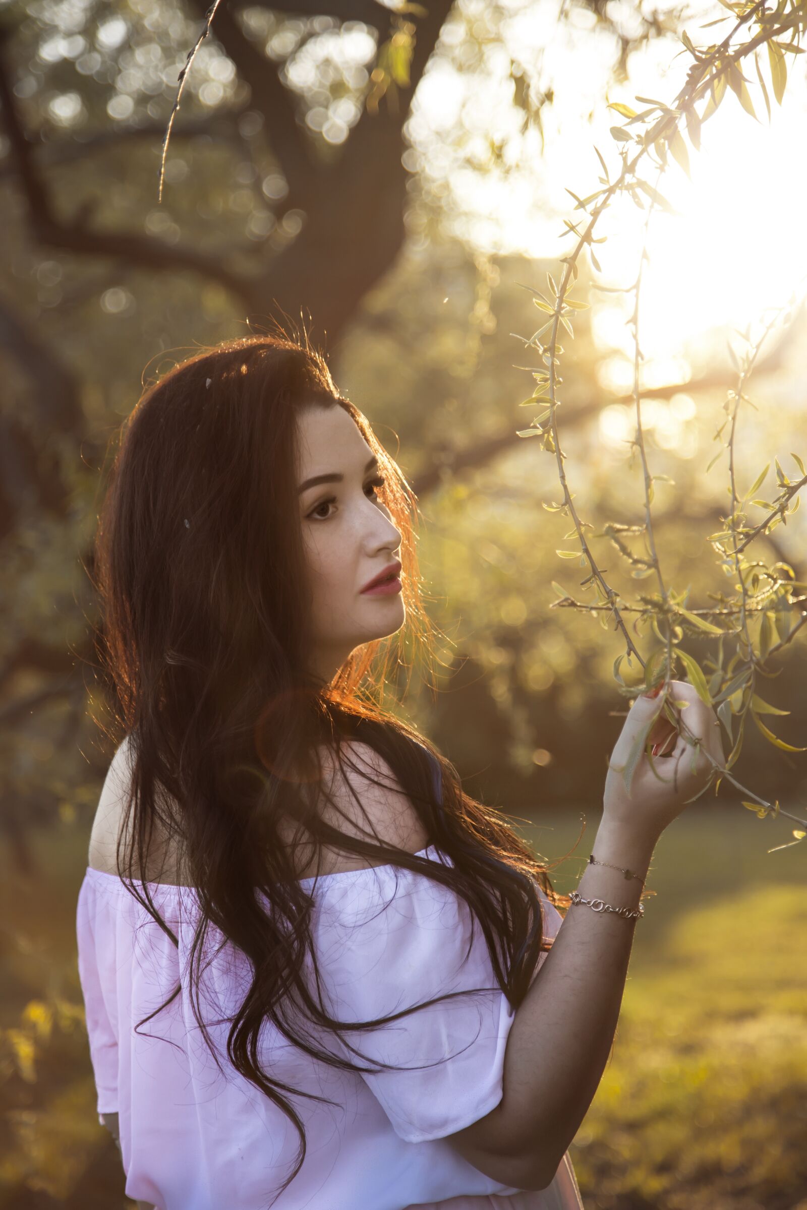 Canon EF 24-105mm F4L IS USM sample photo. Nature, lovely, girl photography
