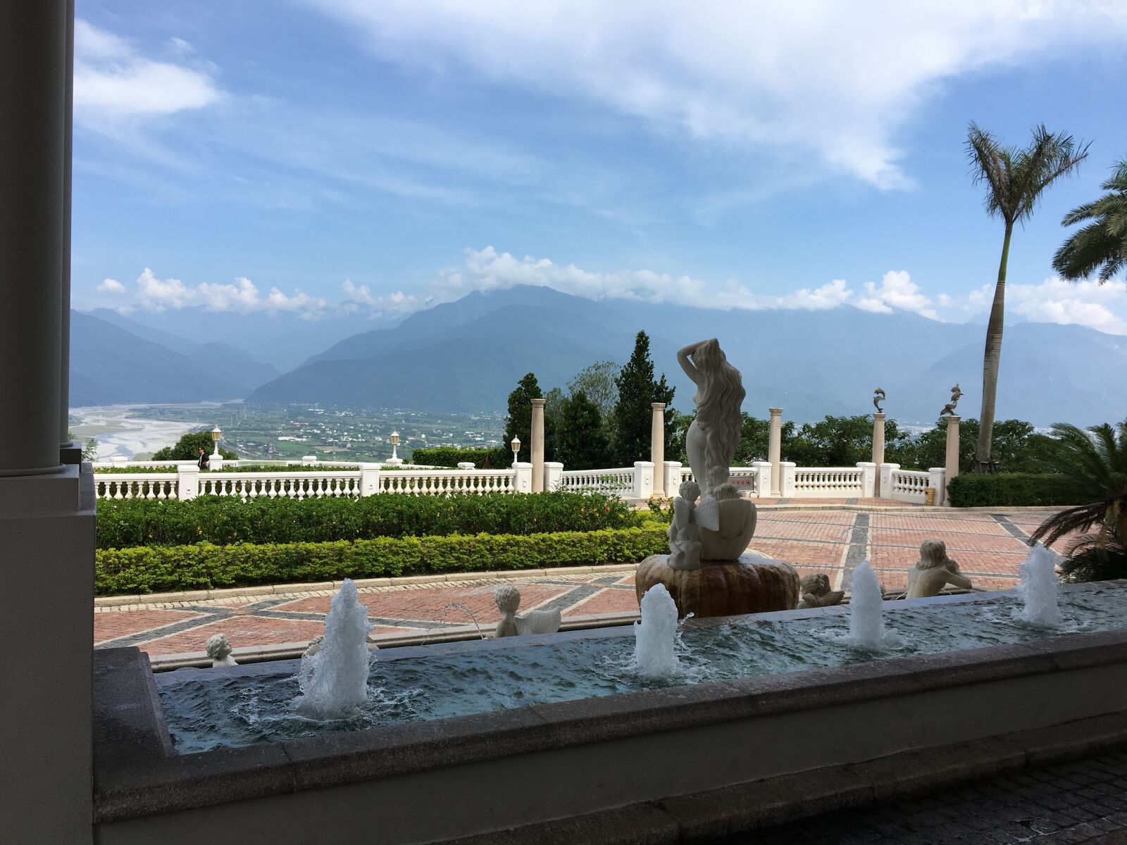 Apple iPhone 6s sample photo. For joy, landscape, statue photography