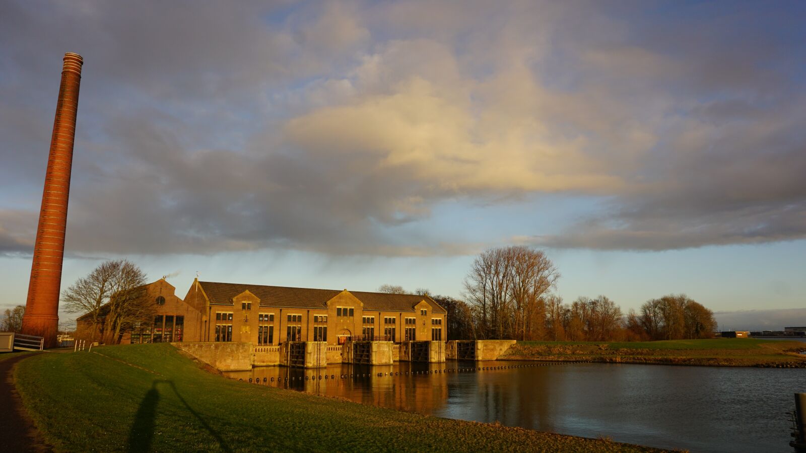 Sony a6000 sample photo. Netherlands, waterworks, sky photography