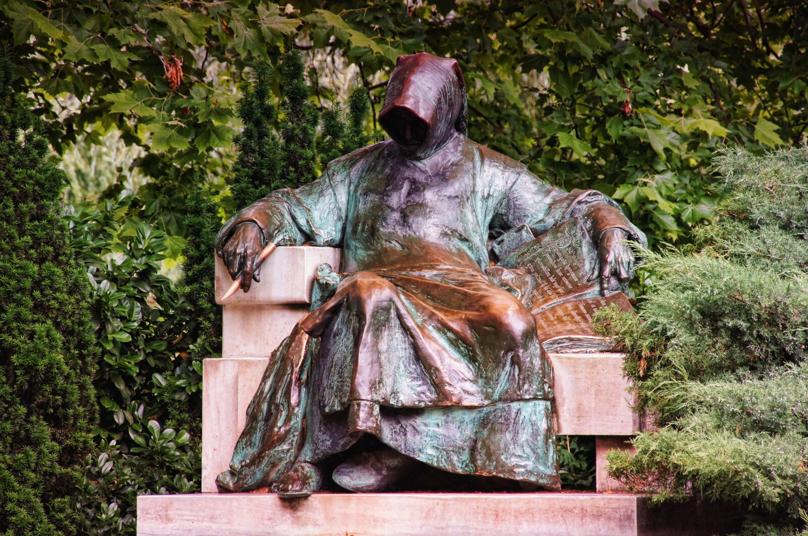 Sony Alpha DSLR-A580 sample photo. Vajdahunyadvár, anonymus, monument photography