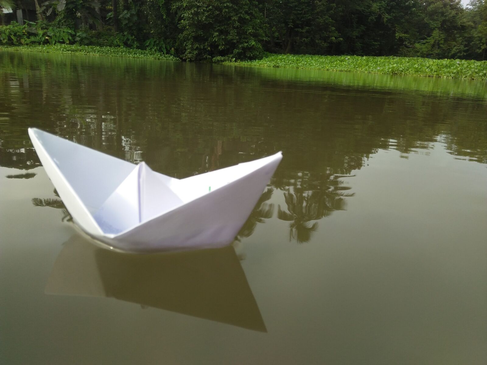 OPPO A37fw sample photo. Paper, water, boat photography