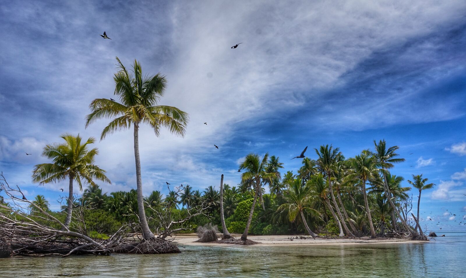 Sony Alpha a5000 (ILCE 5000) sample photo. Islets, lagoon, polynesia photography