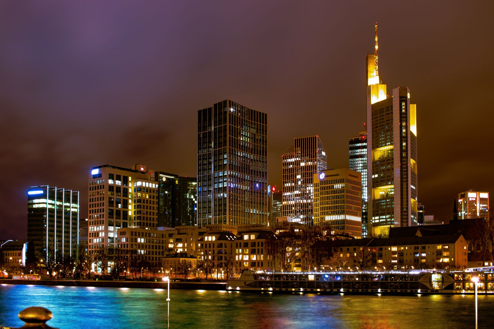 Canon EF-S 24mm F2.8 STM sample photo. Frankfurt am main germany photography