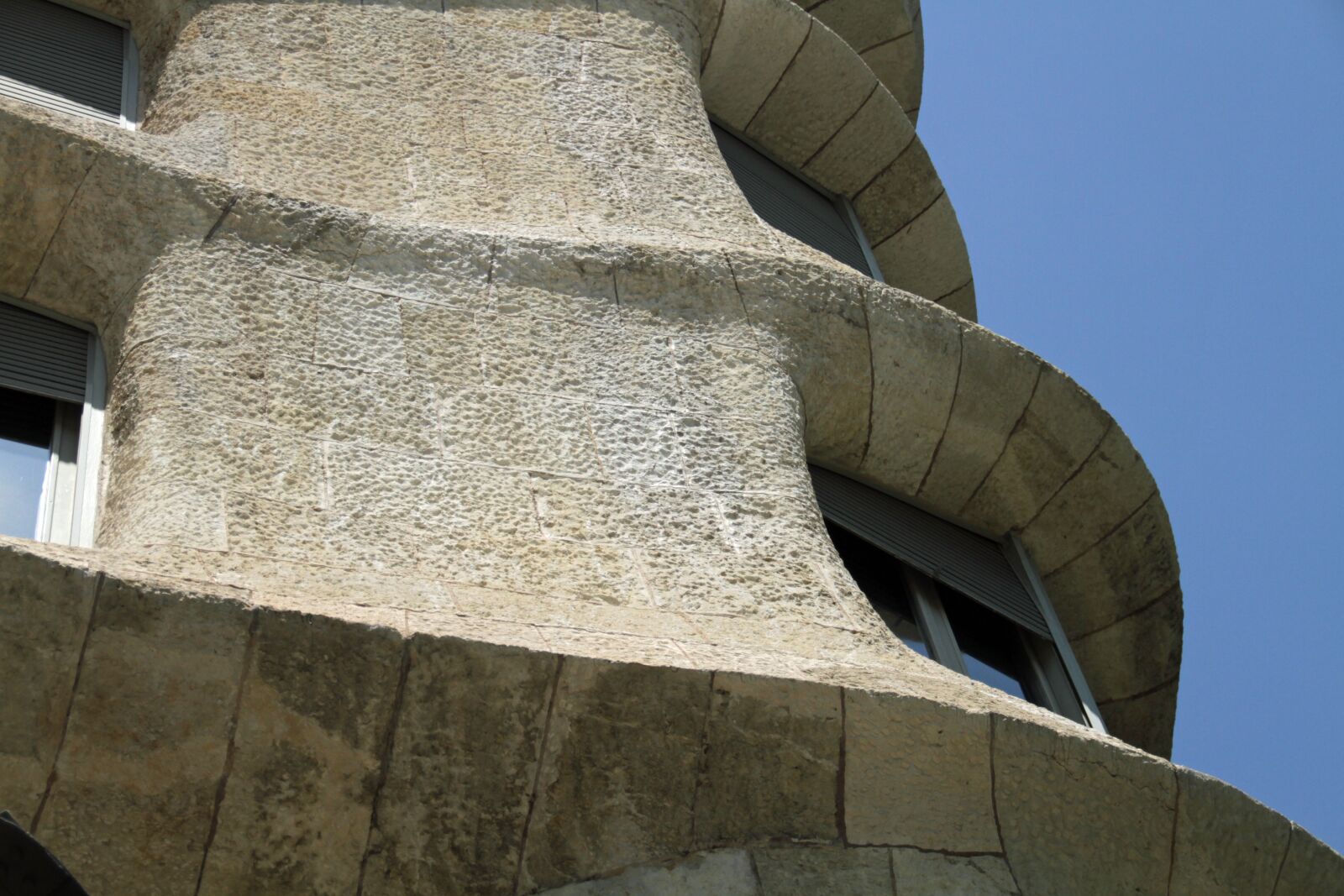 Canon EOS 7D sample photo. Casa mila, la pedrera photography