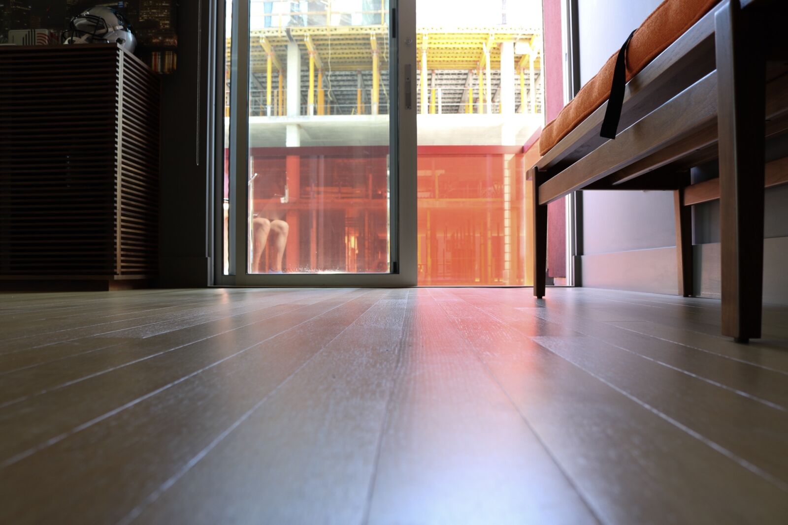 Canon EOS 750D (EOS Rebel T6i / EOS Kiss X8i) sample photo. Architecture, balcony, building, chairs photography
