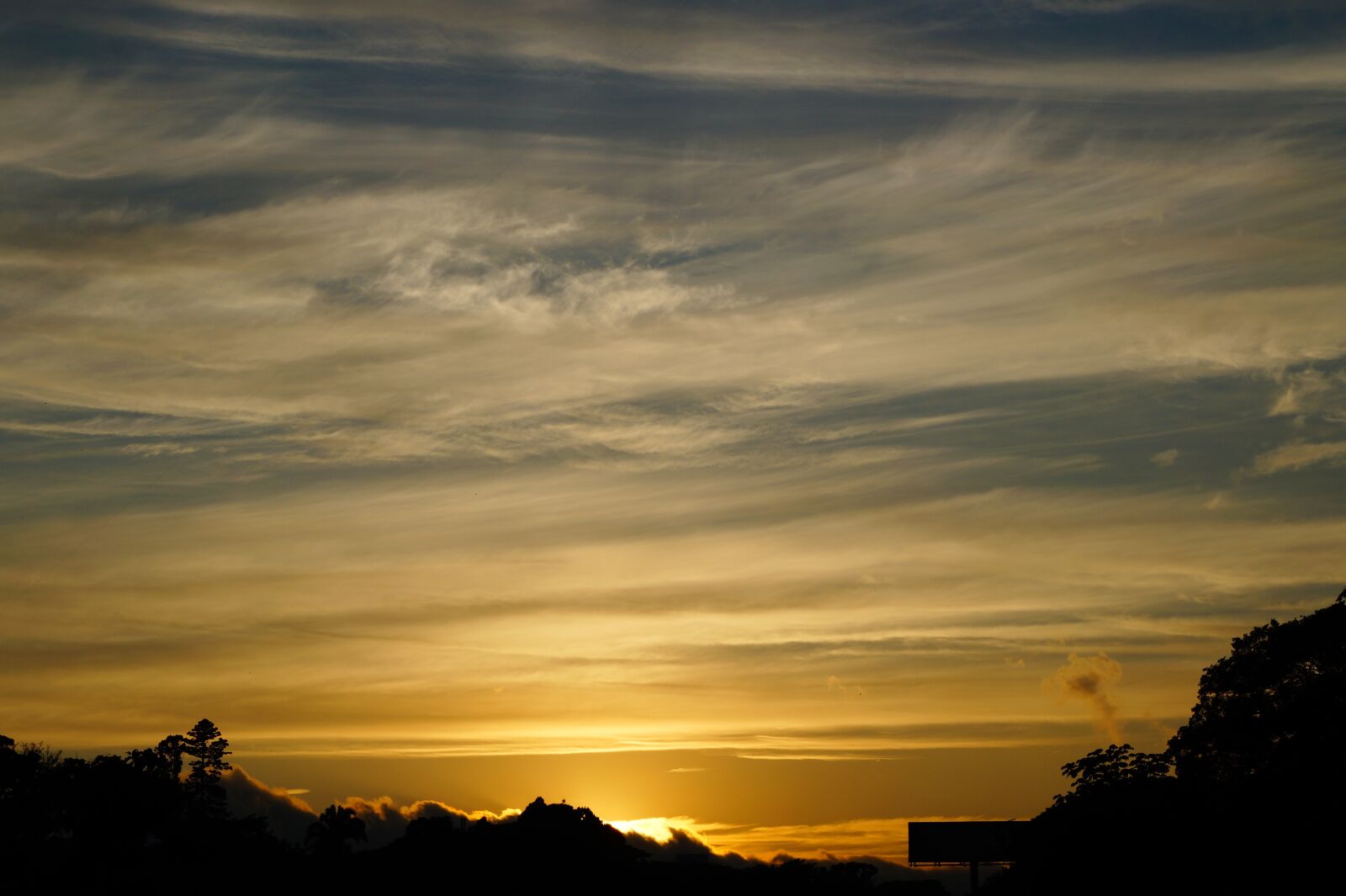 Sony Alpha a3000 sample photo. Sunset, silhouette, romantico photography