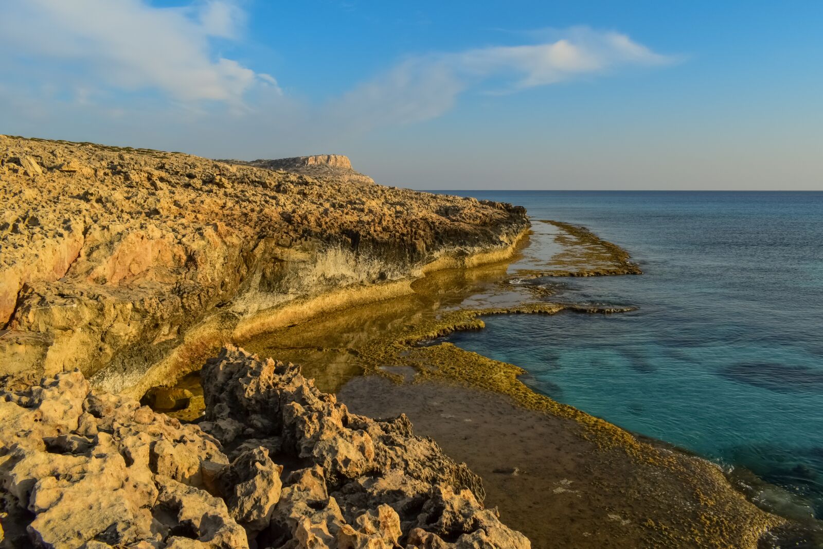 Nikon D3300 sample photo. Cliffs, rocky coast, rock photography