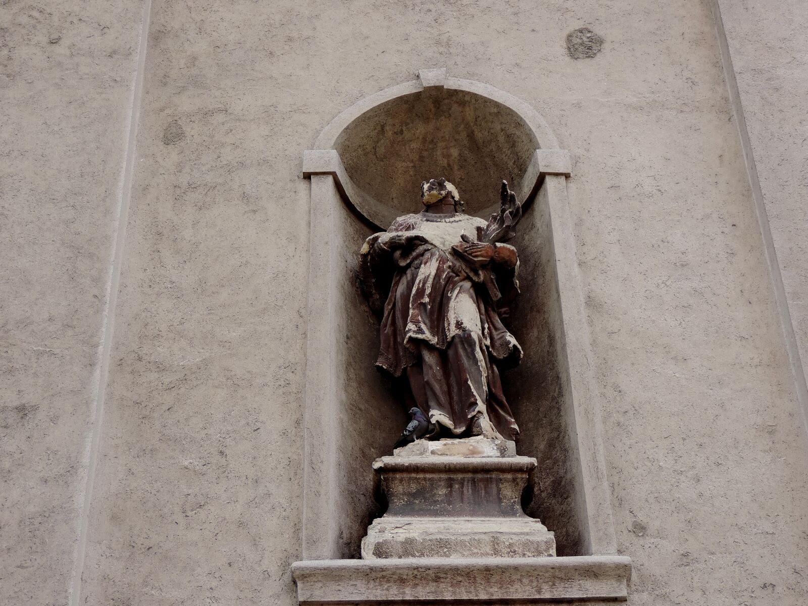 Nikon Coolpix P520 sample photo. Christianity, sculpture, architecture, stone photography