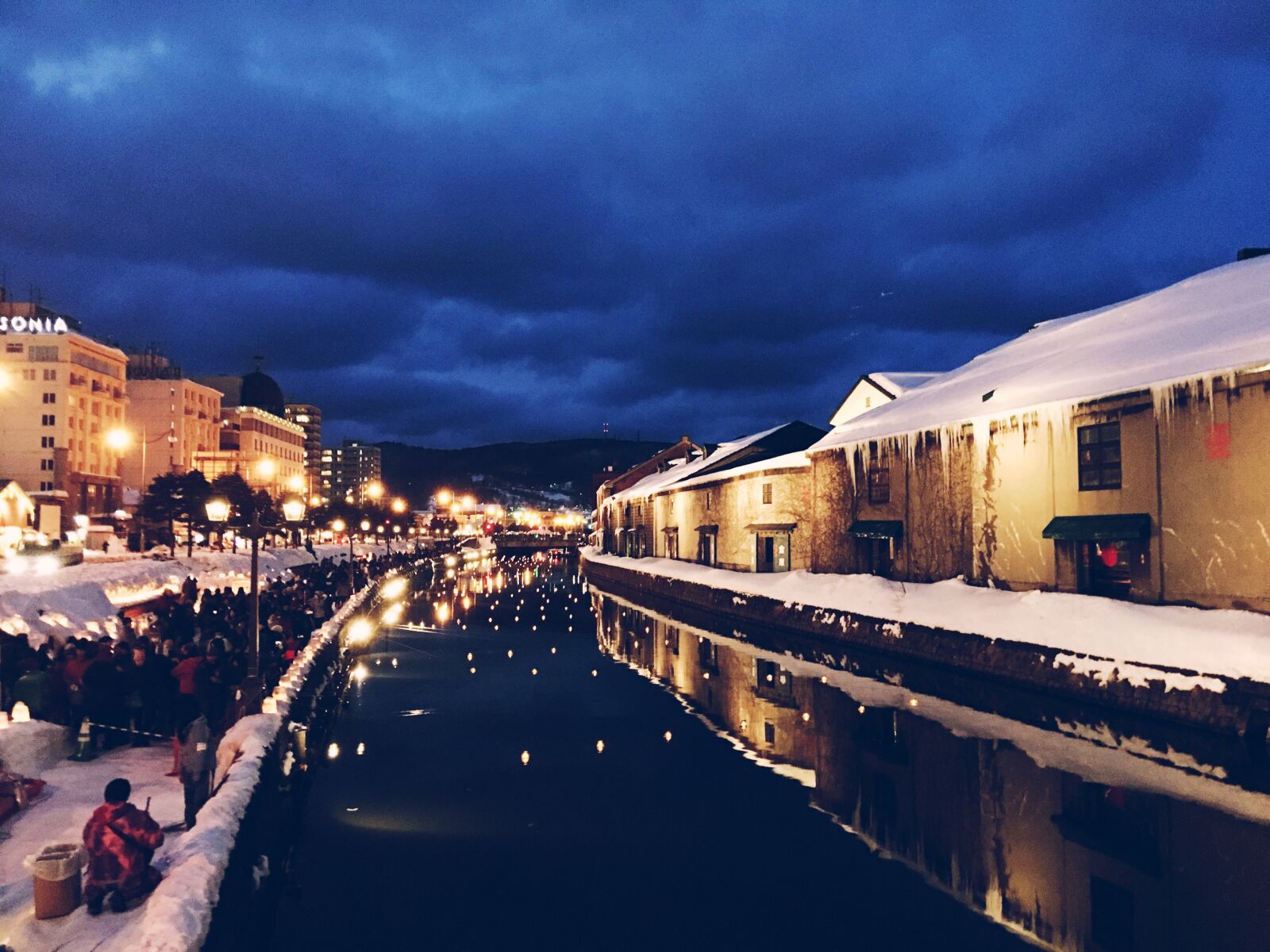 Apple iPhone 6s Plus sample photo. Canal, otaru, night view photography