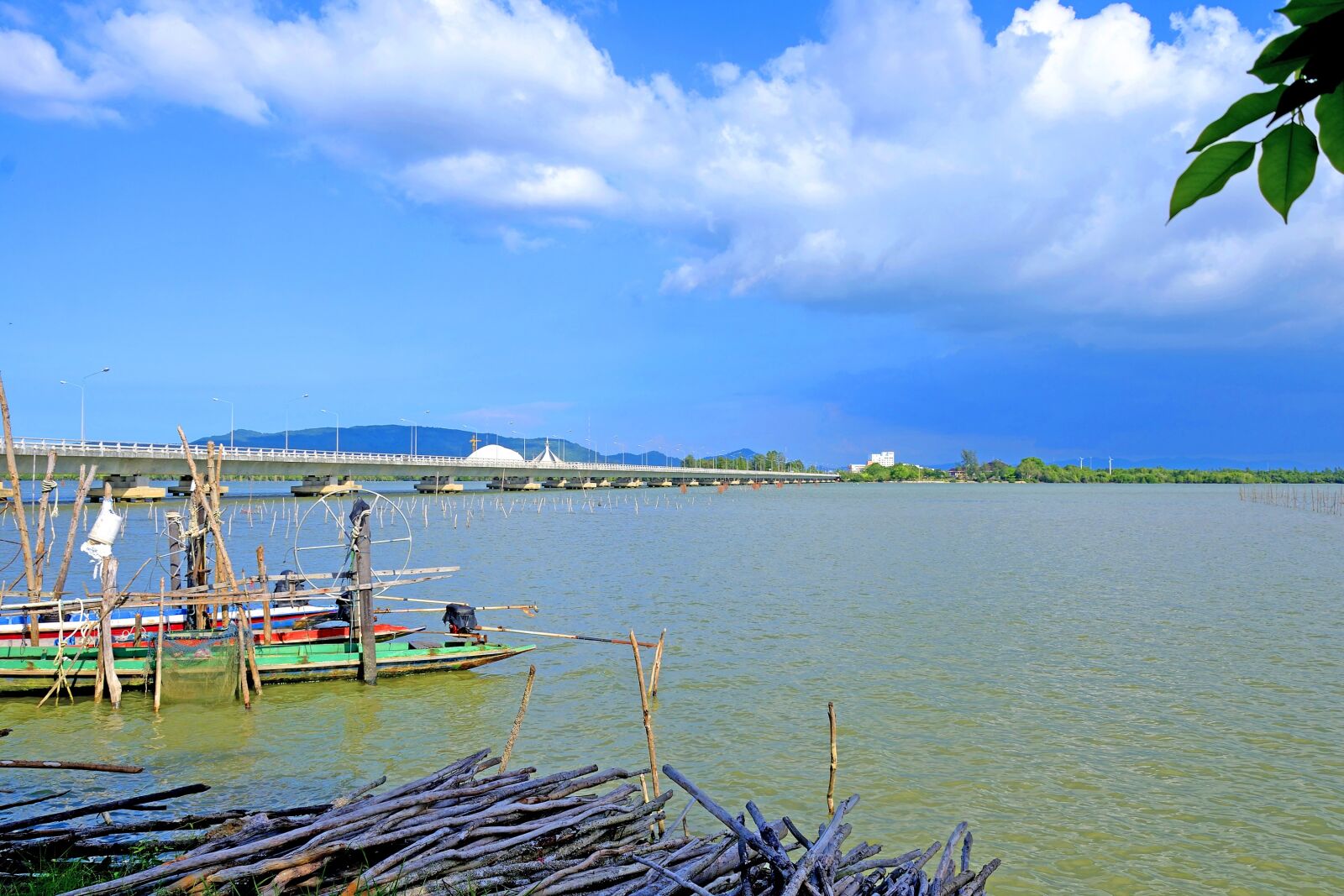 Nikon D5300 sample photo. Asia, asian, blue photography