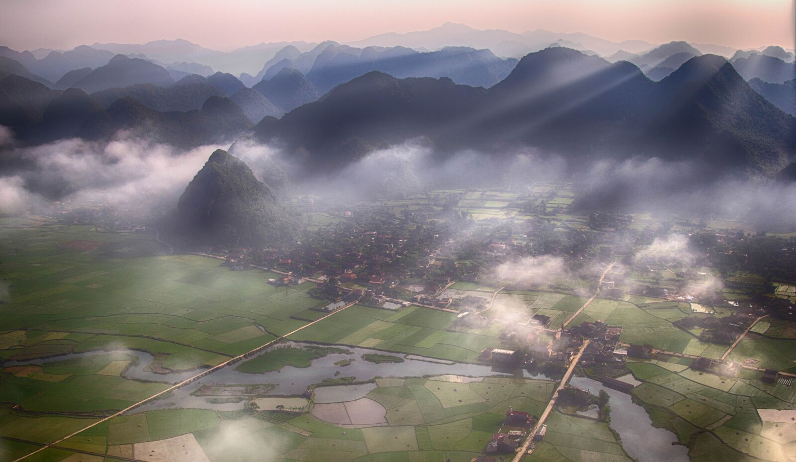 Canon EOS 60D + Canon EF 24-105mm F4L IS USM sample photo. Vietnam, landscape photo, binh photography