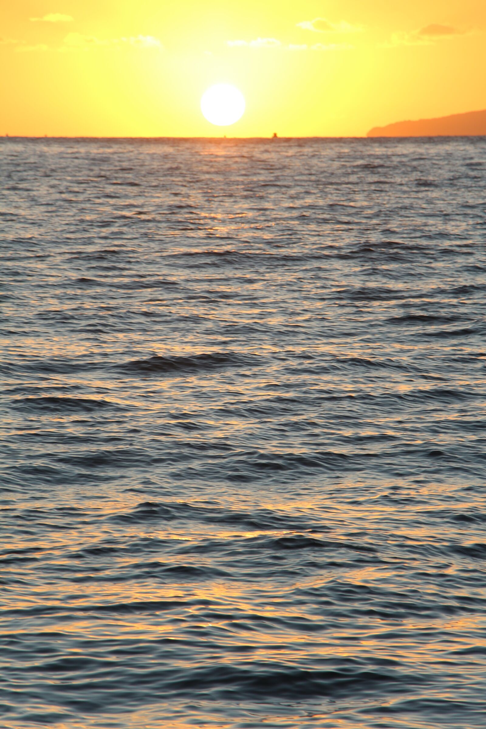 Canon EOS 700D (EOS Rebel T5i / EOS Kiss X7i) sample photo. Sol, sunset, beach photography