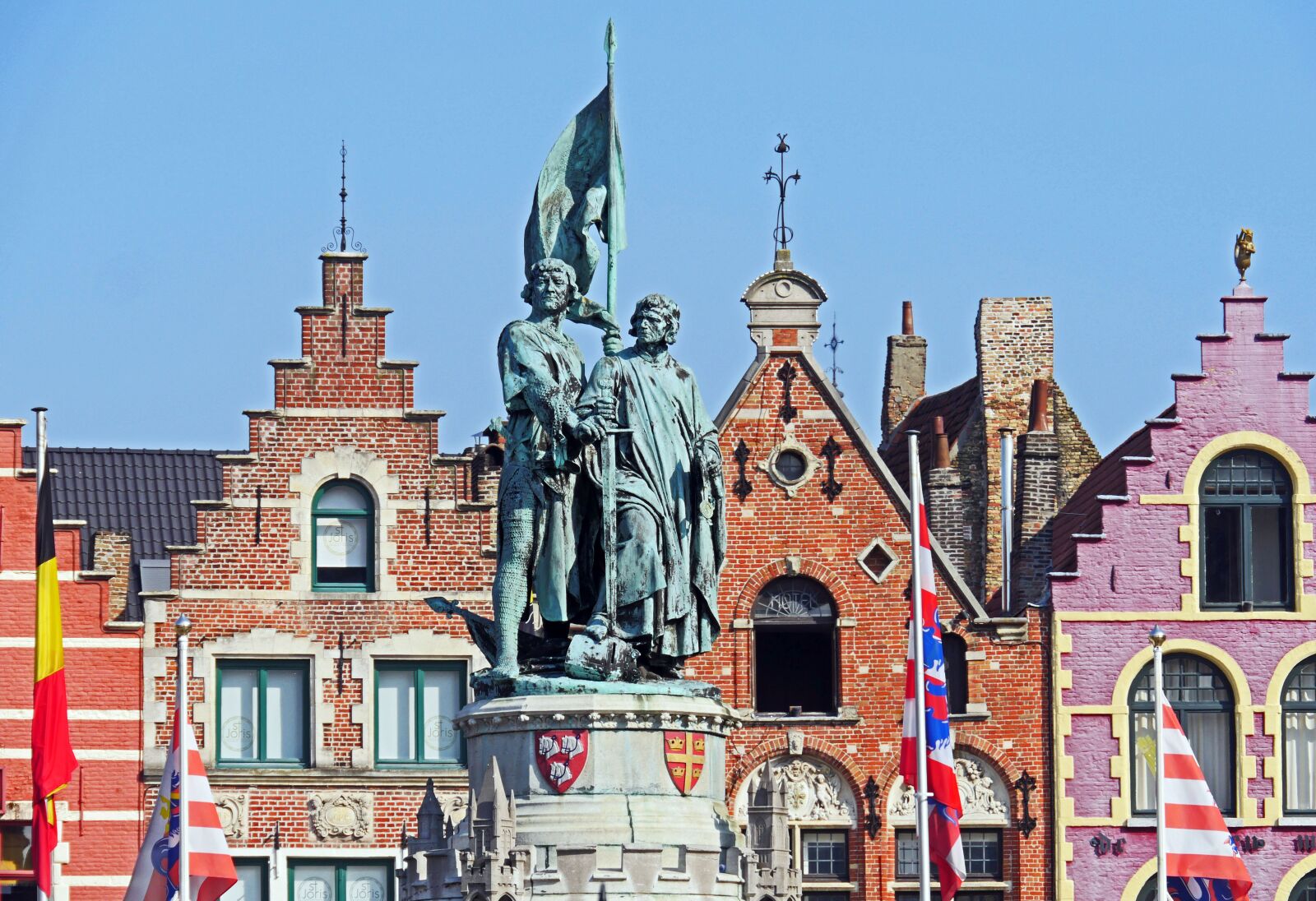 Panasonic Lumix DMC-GX8 sample photo. Bruges, old market, still photography