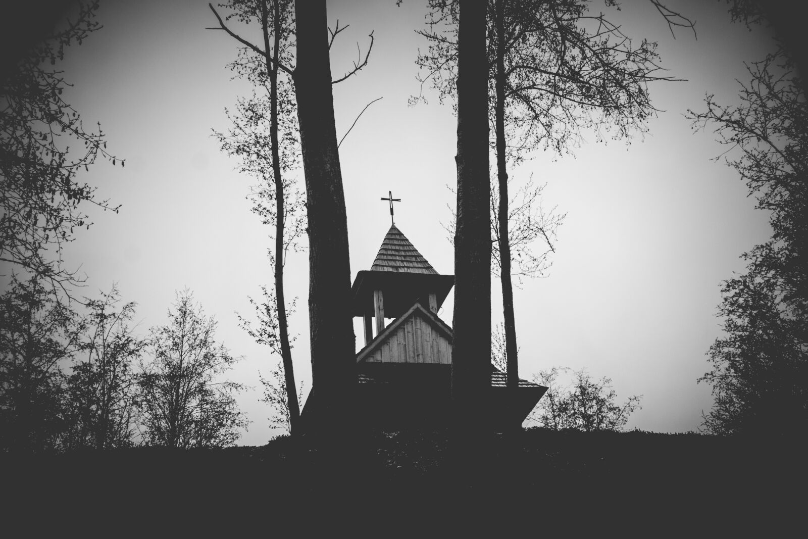 Nikon D3100 sample photo. Chapel, b w, architecture photography
