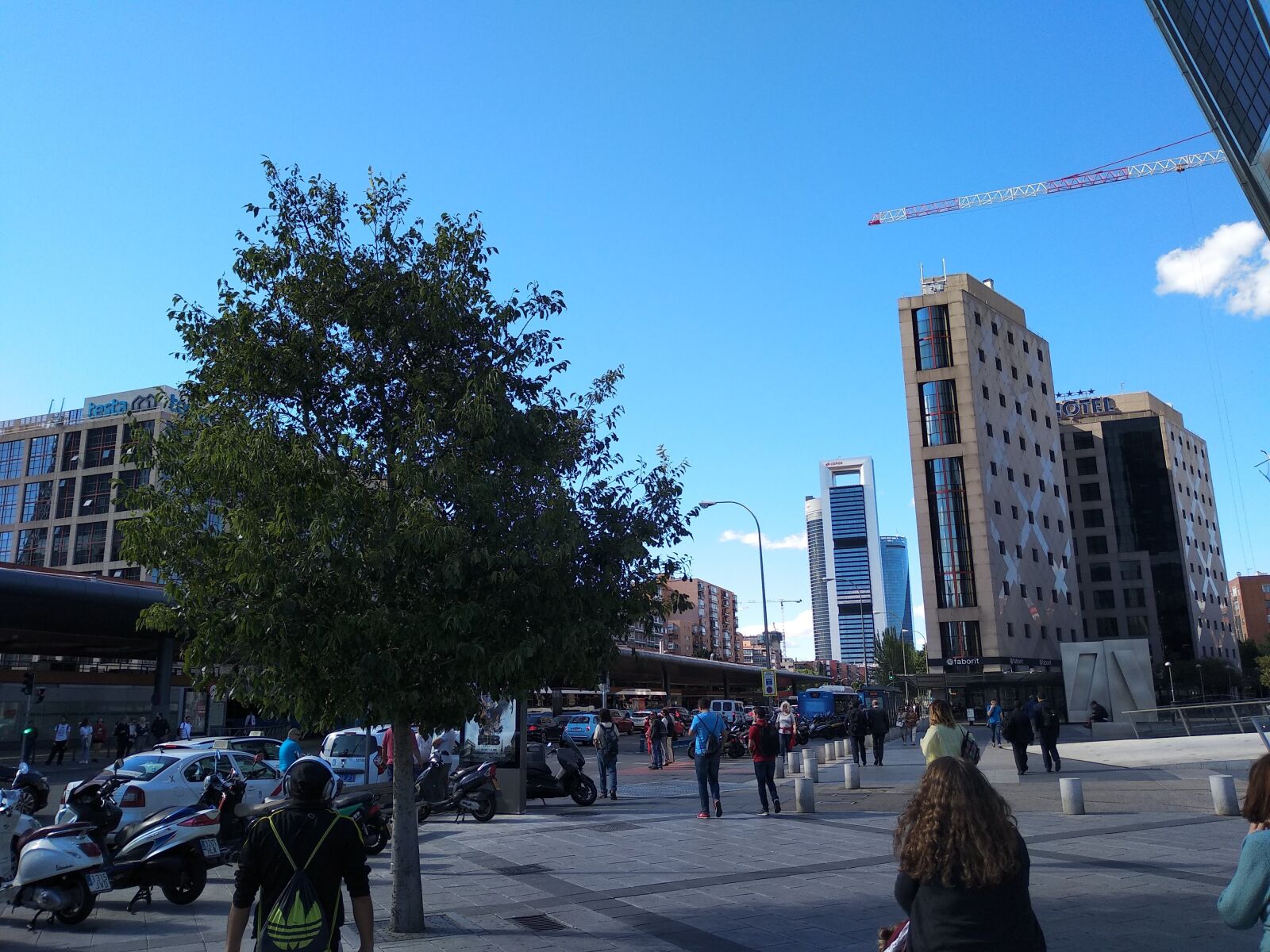 Xiaomi Mi A1 sample photo. Madrid, plaza de castilla photography
