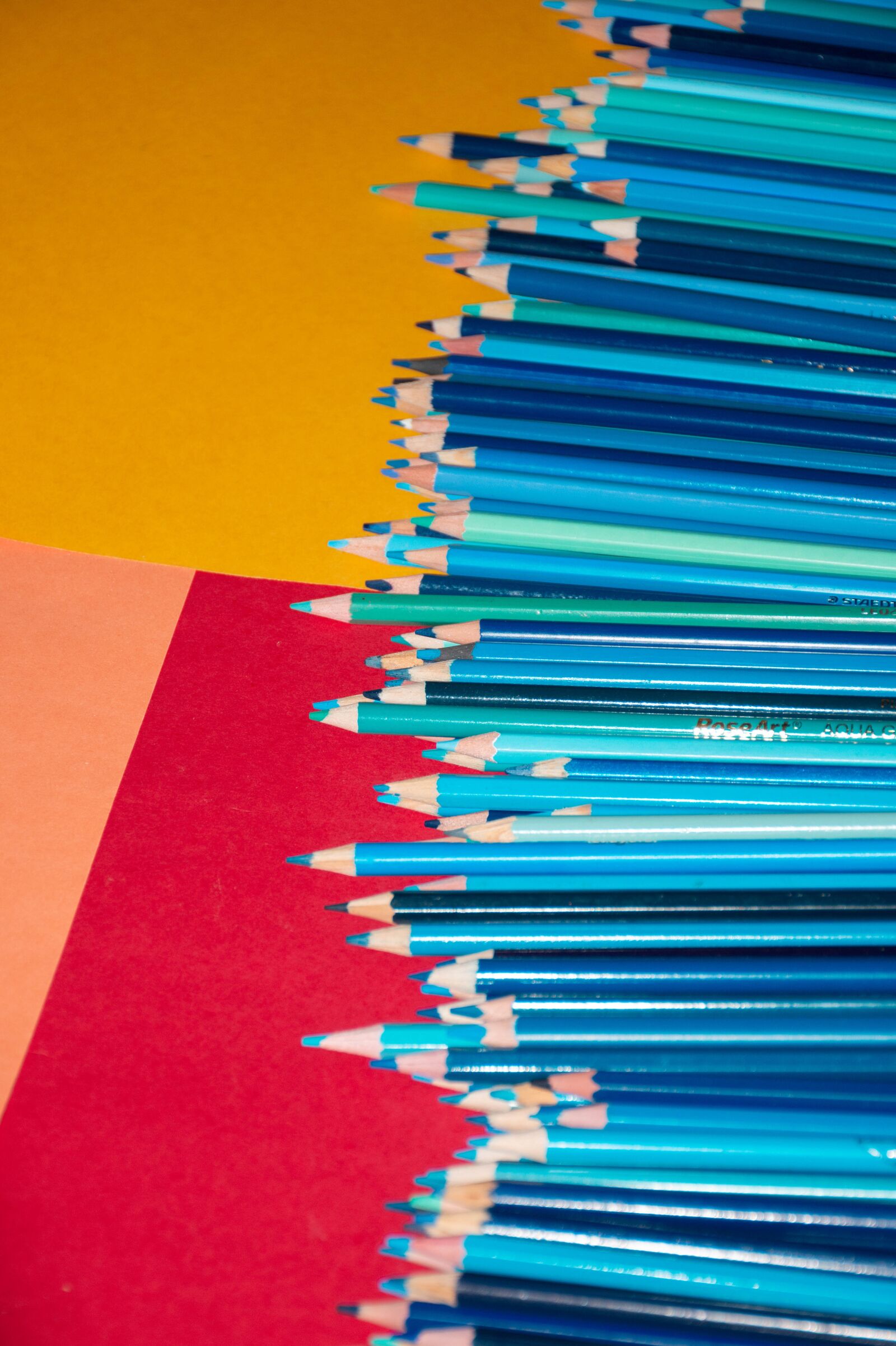 Nikon D7200 sample photo. Pencils, colorful, color photography