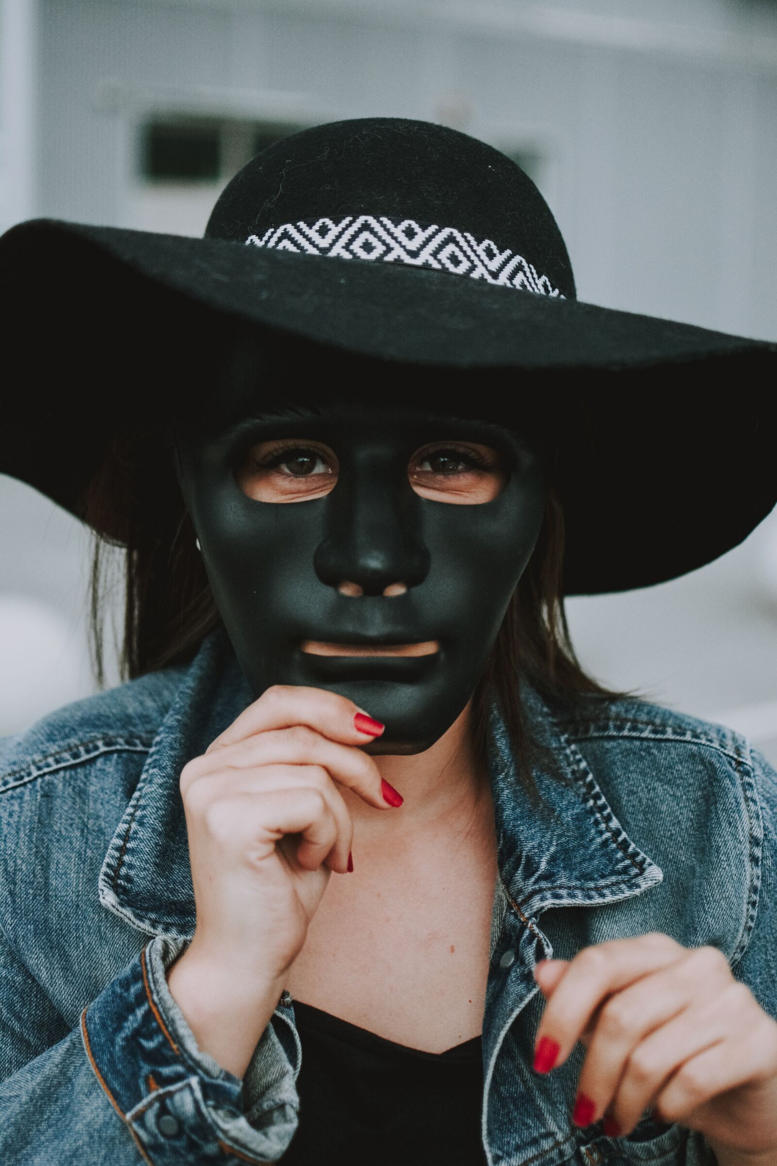 Nikon D5200 sample photo. Woman, hat, mask photography