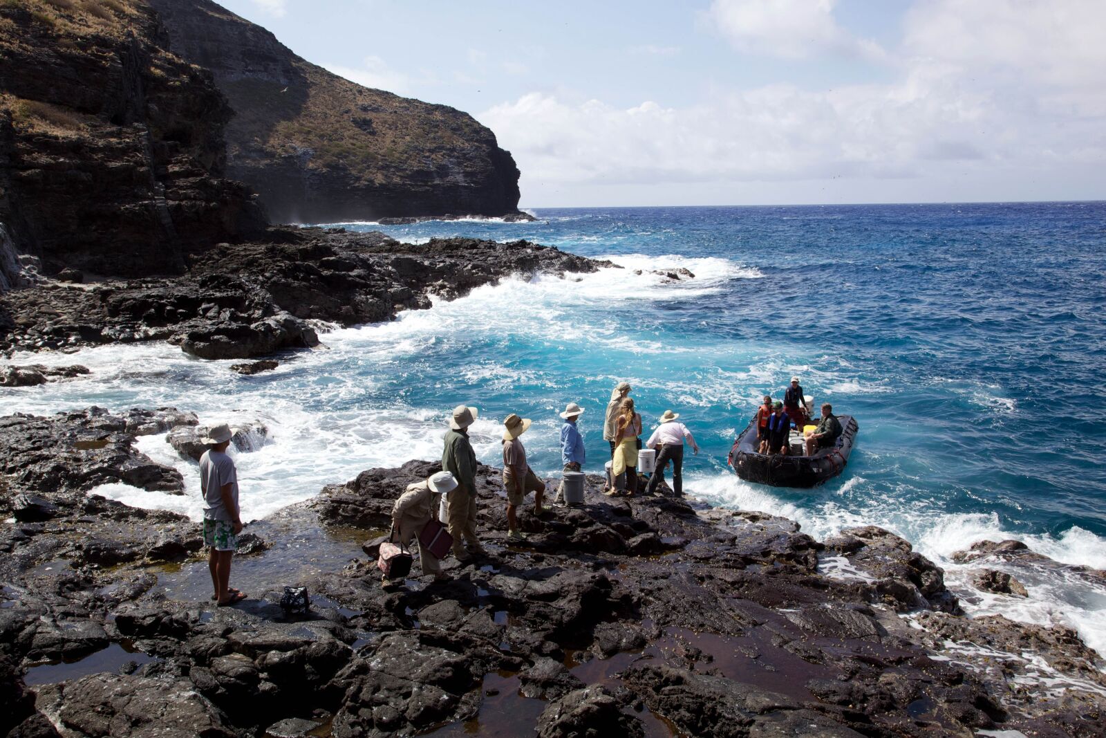 Canon EOS 5D Mark II sample photo. Island, explore, expedition photography