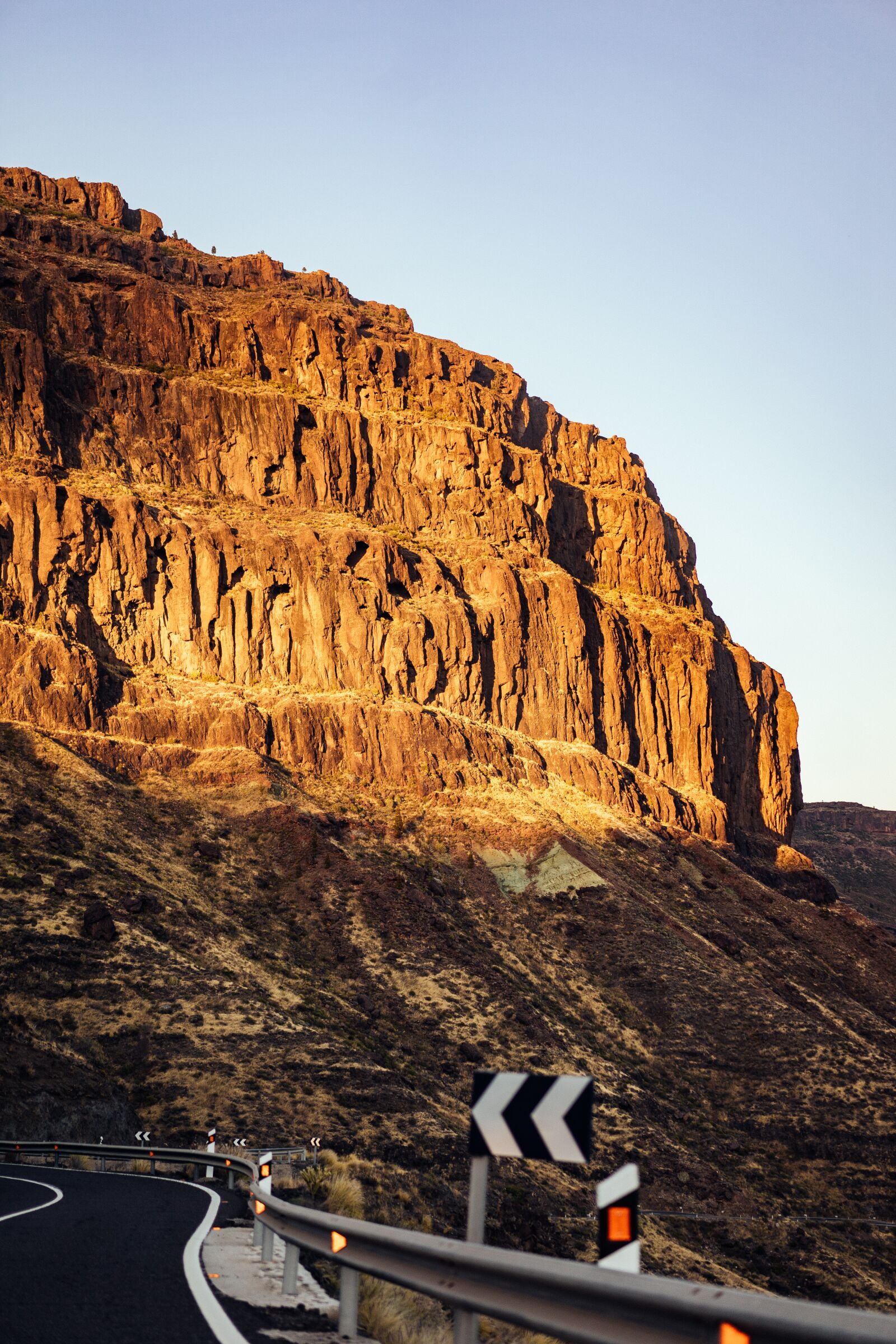 Sony a7 II + Sony Sonnar T* FE 55mm F1.8 ZA sample photo. Mountain, landscape, volcanic photography