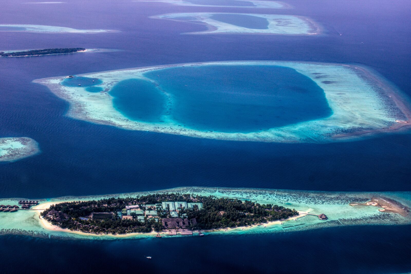 Canon EOS 750D (EOS Rebel T6i / EOS Kiss X8i) sample photo. Maldives, atoll from above photography