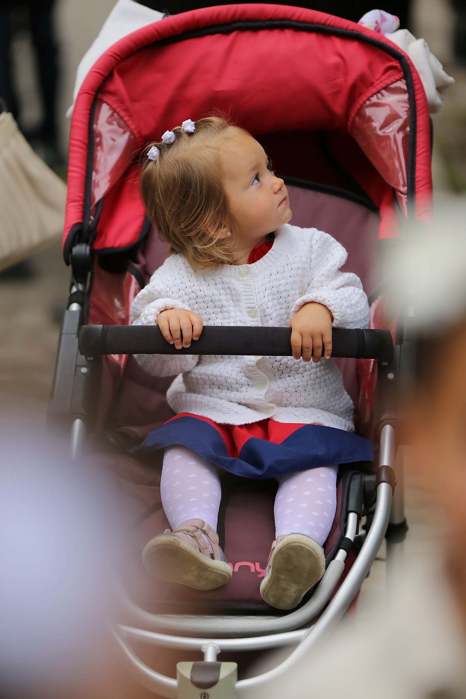 Canon EF 70-200mm F2.8L IS II USM sample photo. Sitting, baby, pretty girl photography